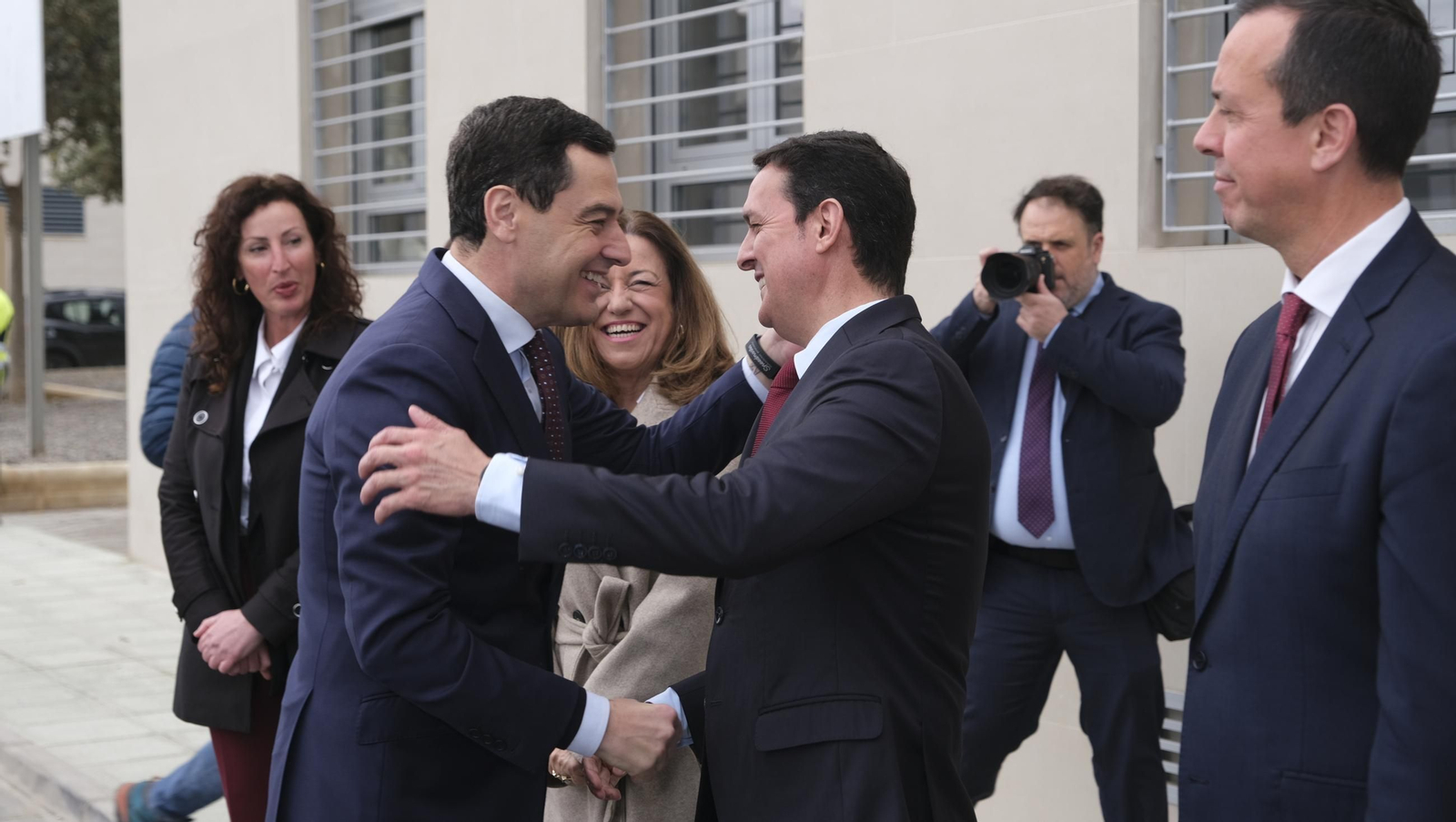 Las imágenes de la entrega de viviendas de VPO en Costacabana