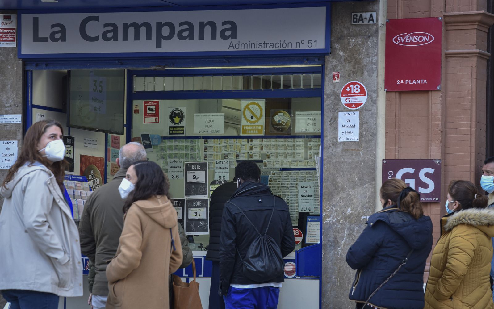 Luces y sombras en un buen puente para el comercio y la hostelería