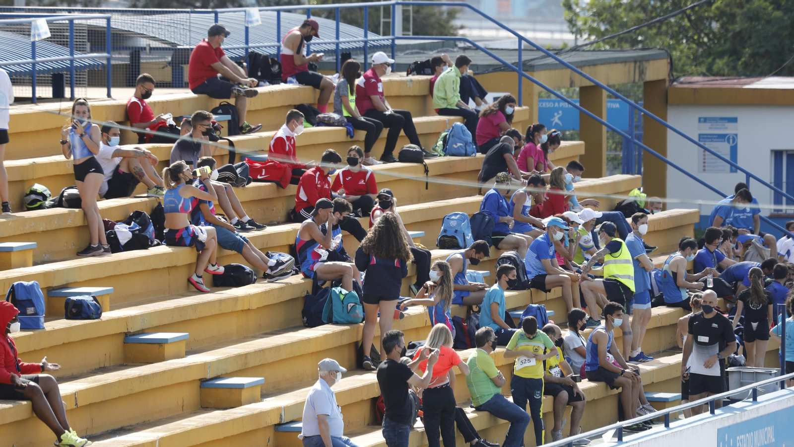 Las fotos de atletismo en las pistas del Enrique Talavera