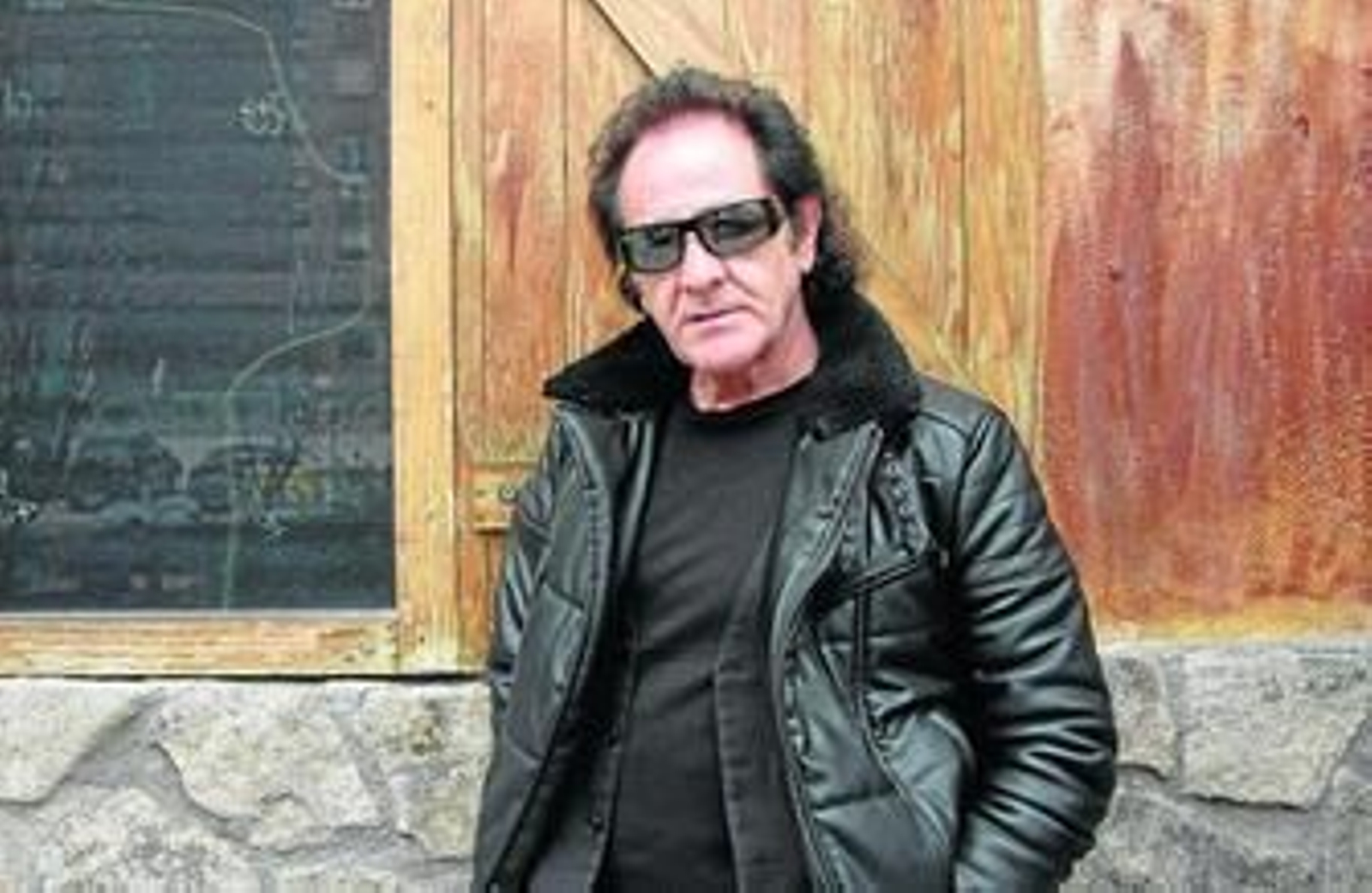 Johnny Cifuentes, de nuevo en la carretera con Burning.