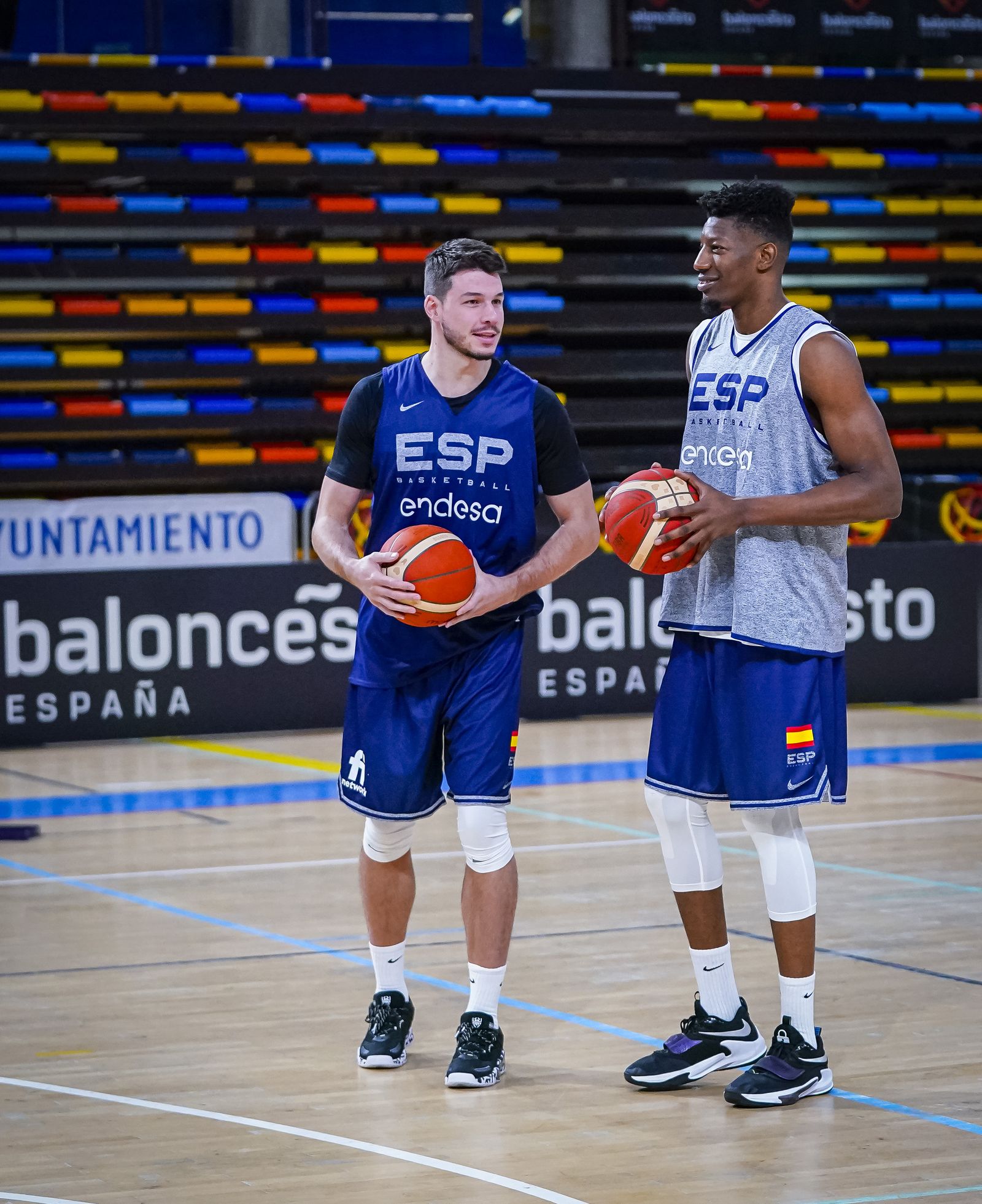 Fotos: Los jugadores del Unicaja ya entrenan con España