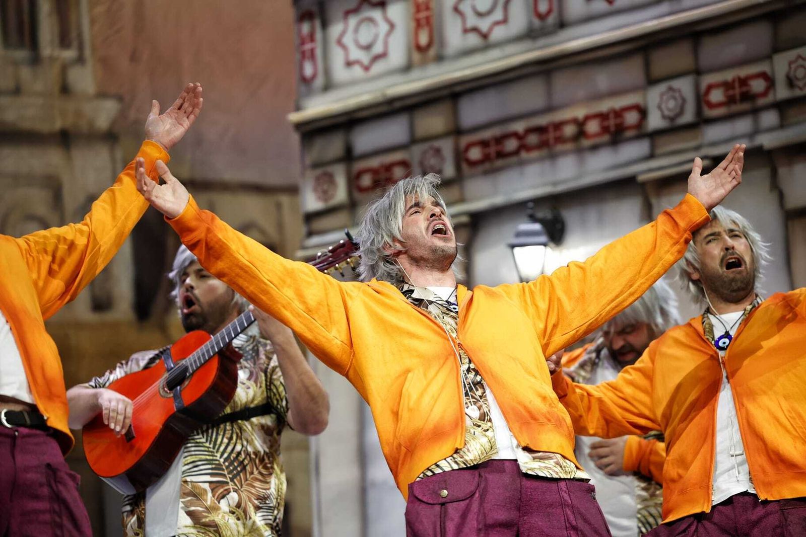 La chirigota 'To me pasa a mí: los desgraciaitos'.