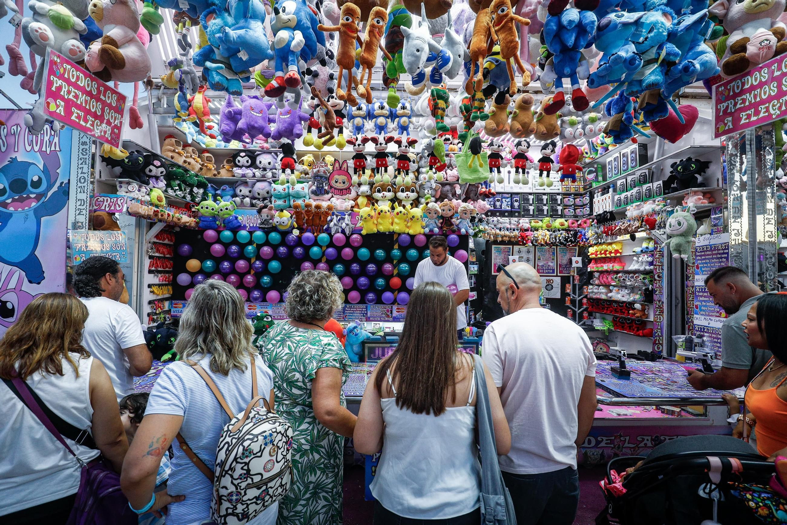 Las tómbolas y juegos de destreza tampoco faltaron a su cita con la Feria. Las tómbolas y juegos de destreza tampoco faltaron a su cita con la Feria.