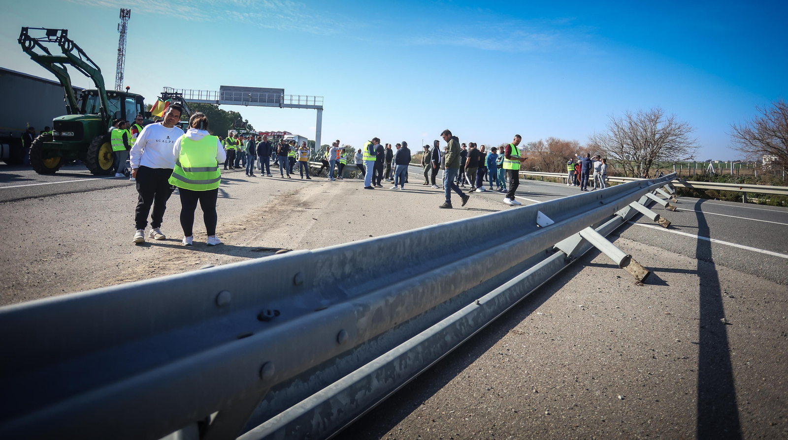 Jerez colapsado por la protesta de agricultores vy ganaderoa