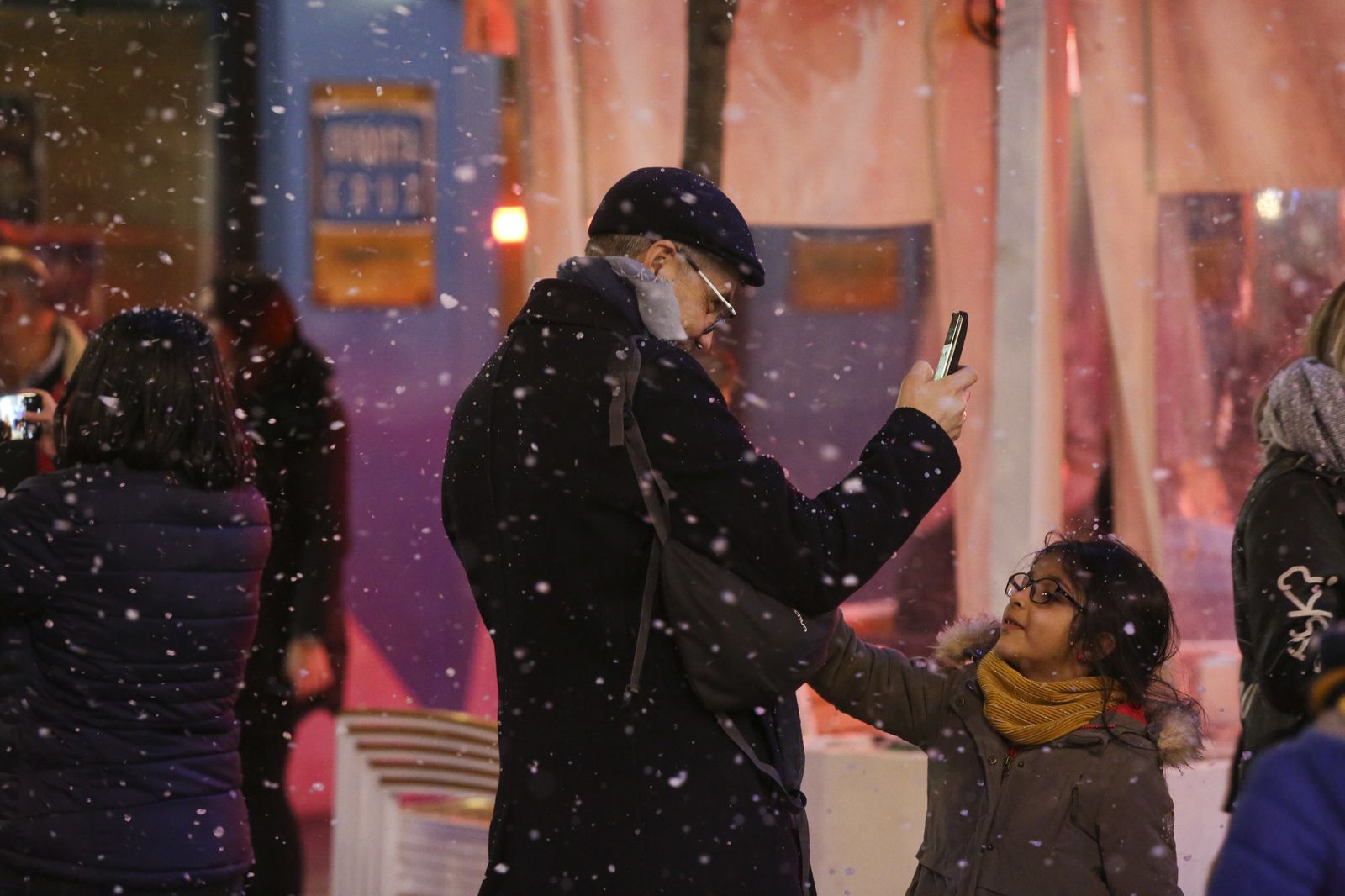 La nieve vuelve a la Plaza de las Flores