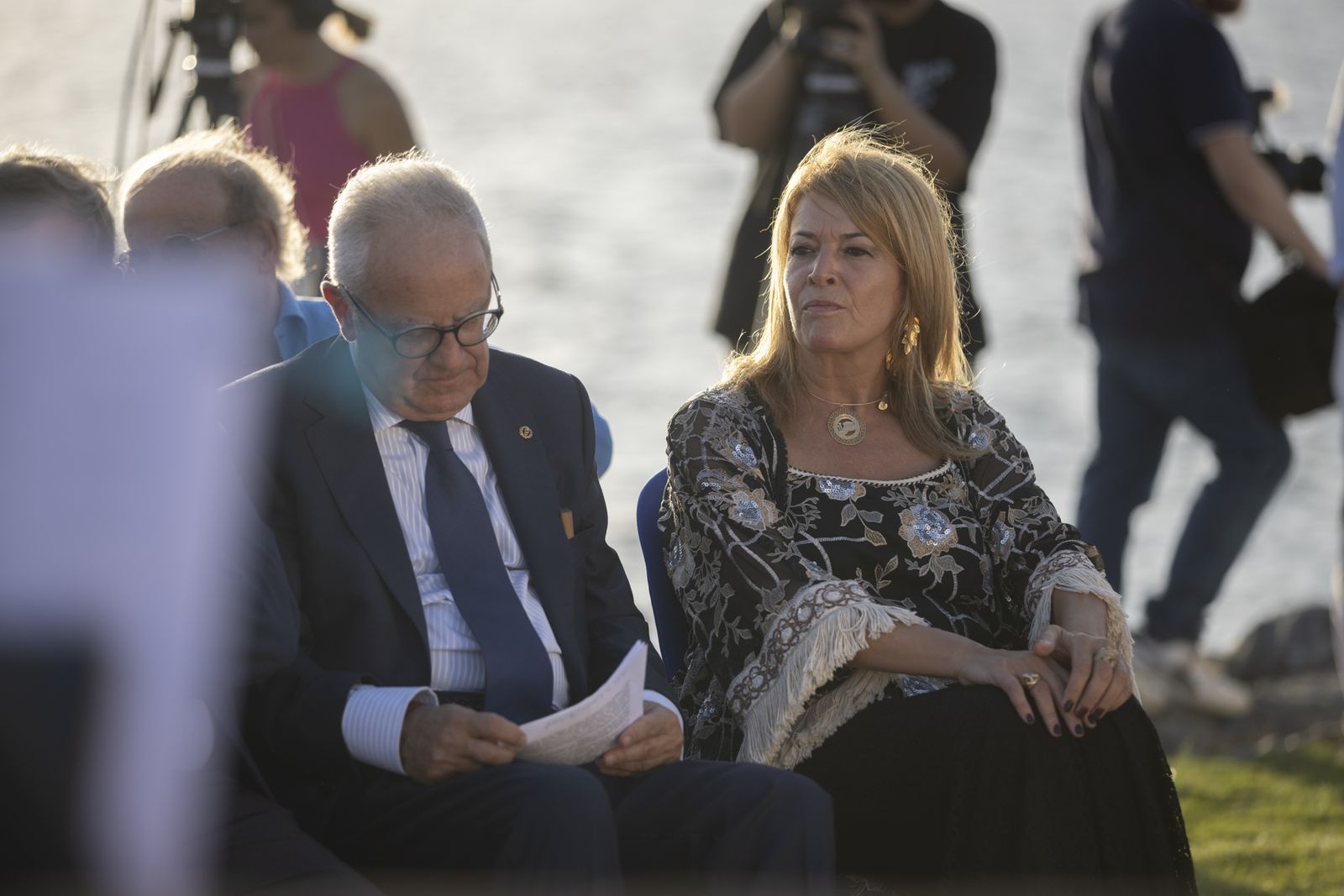 Imágenes de la inauguración De la Fuente de las Naciones en el Paseo de la Ría