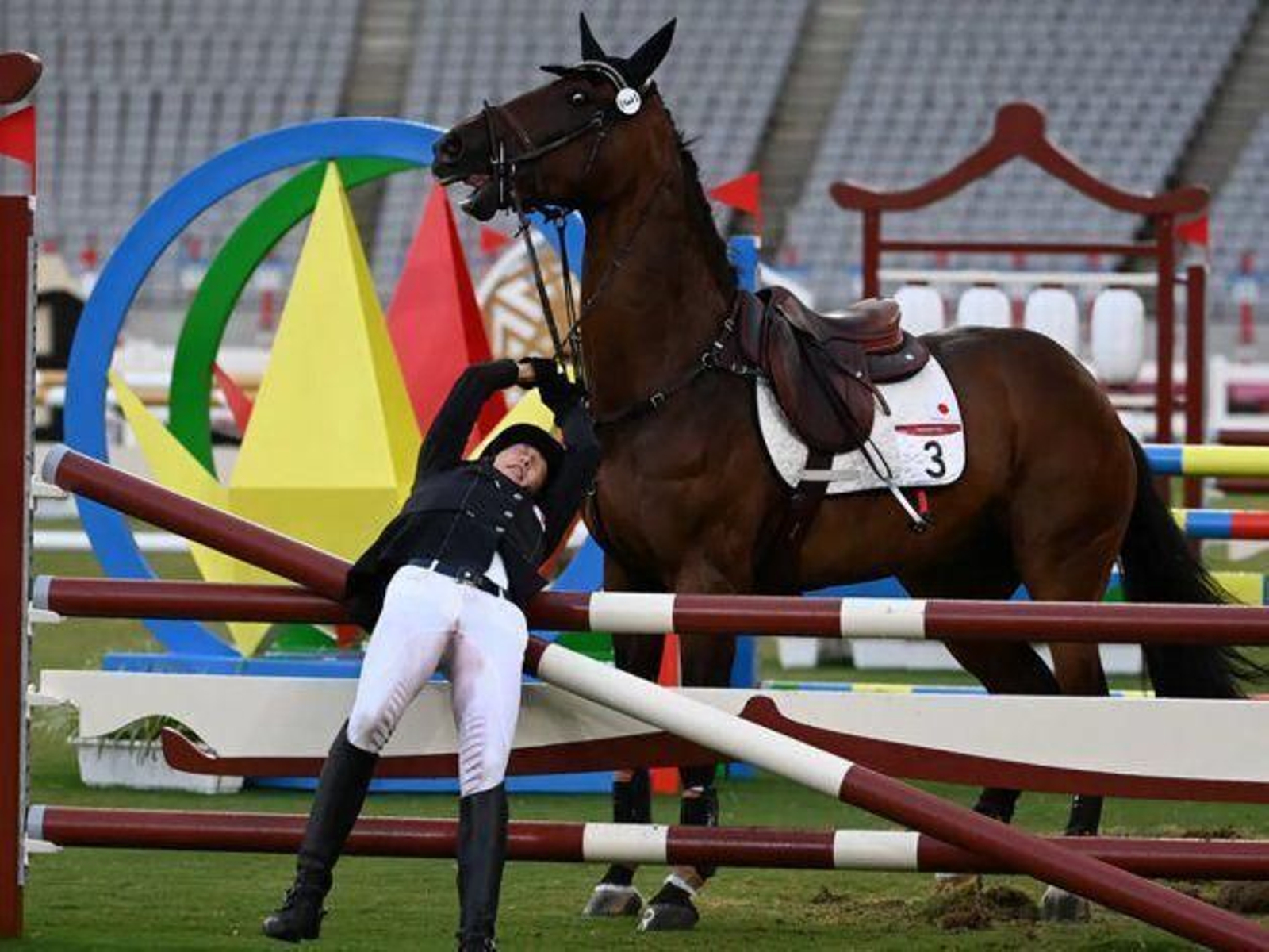 La PETA pide al COI eliminar la hípica de los JJOO tras el maltrato a un caballo en Tokio