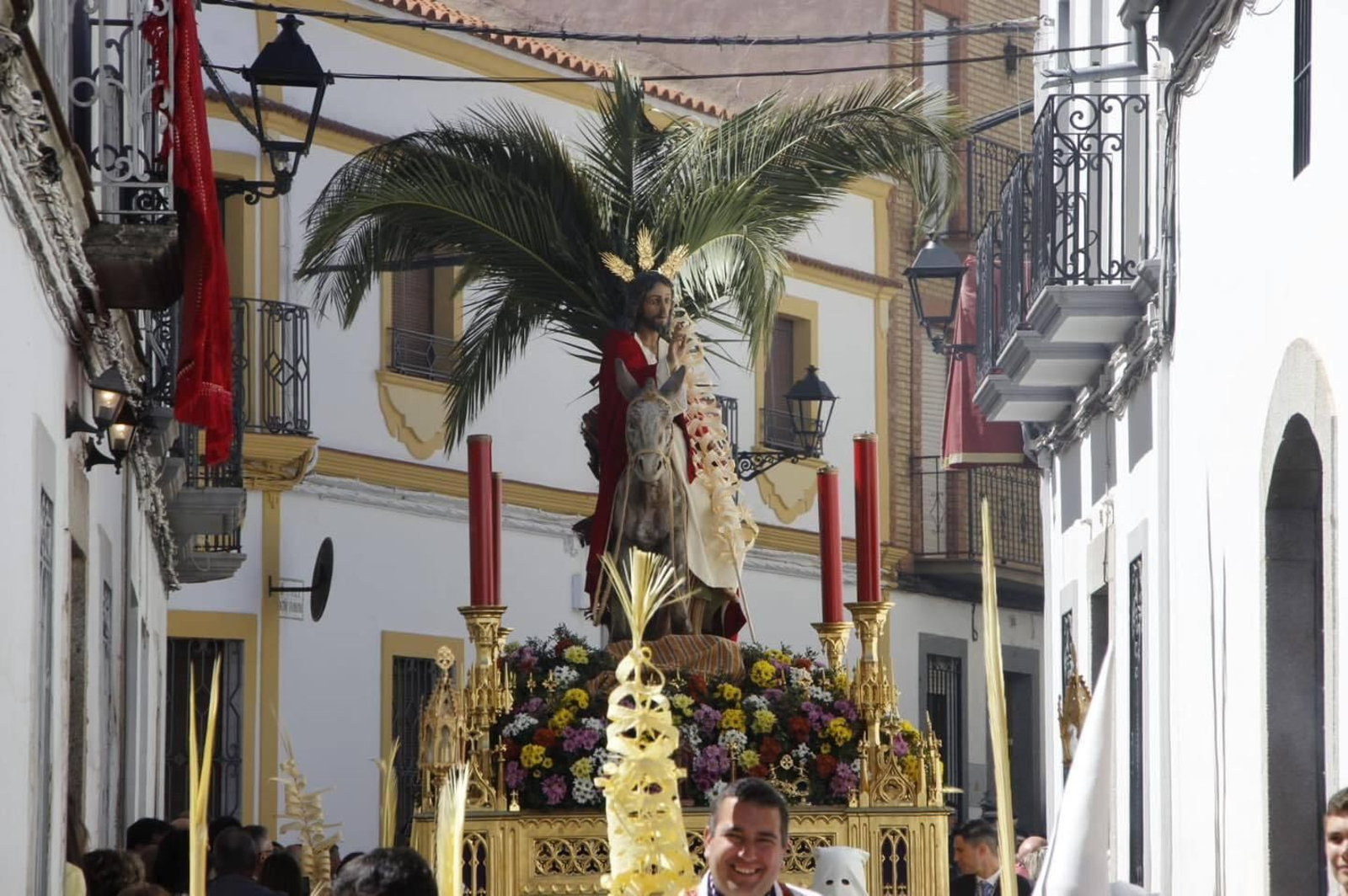 La procesión de la Borriquita en Hinojosa del Duque, en imágenes