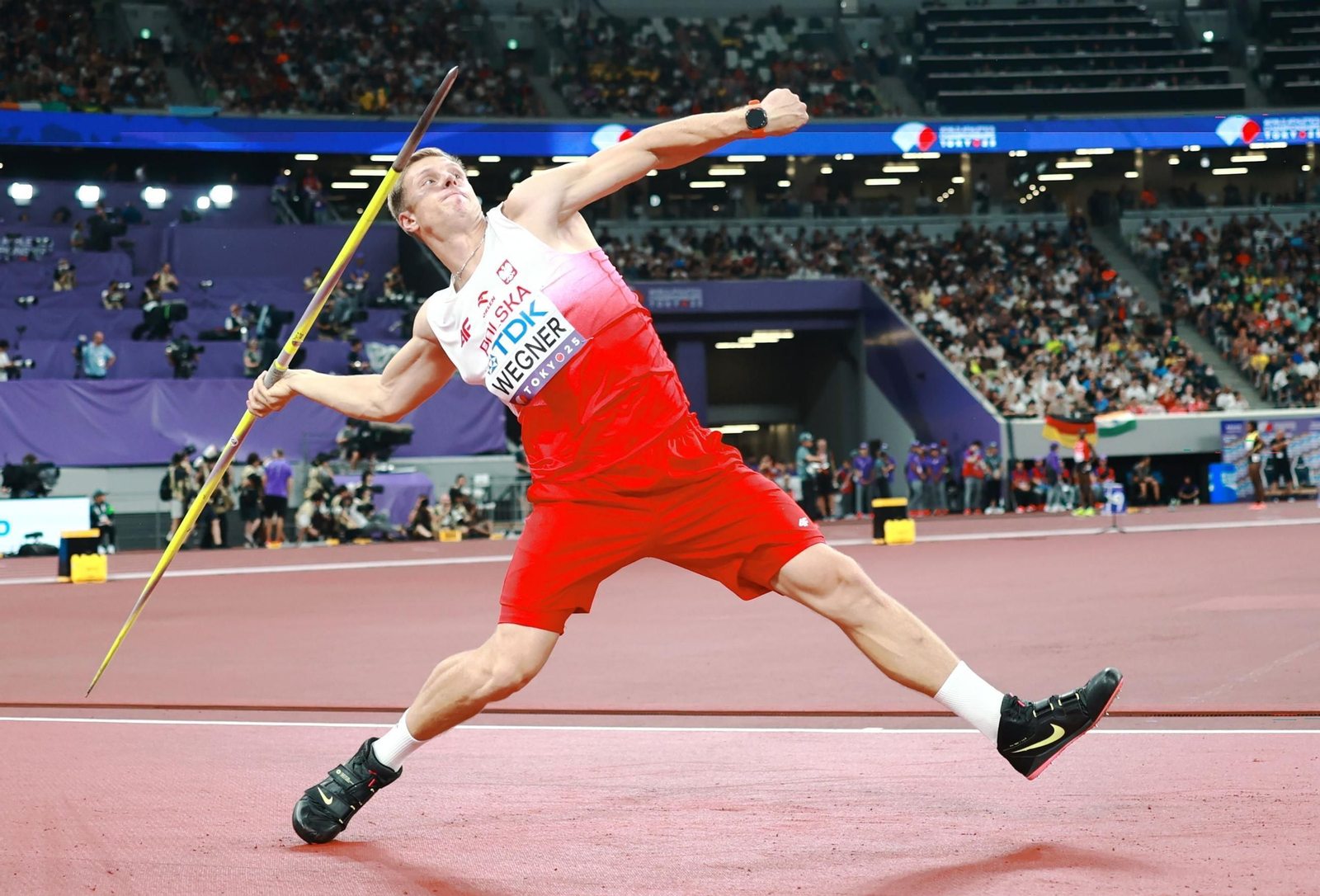 Las fotos del prometedor triunfo de Attaoui y del resto de la jornada del Mundial de Atletismo