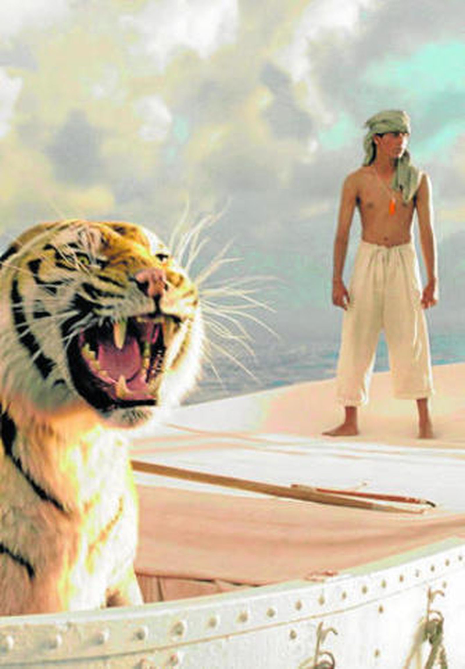 Fotograma con el actor Suraj Sarmay el tigre coprotagonista.