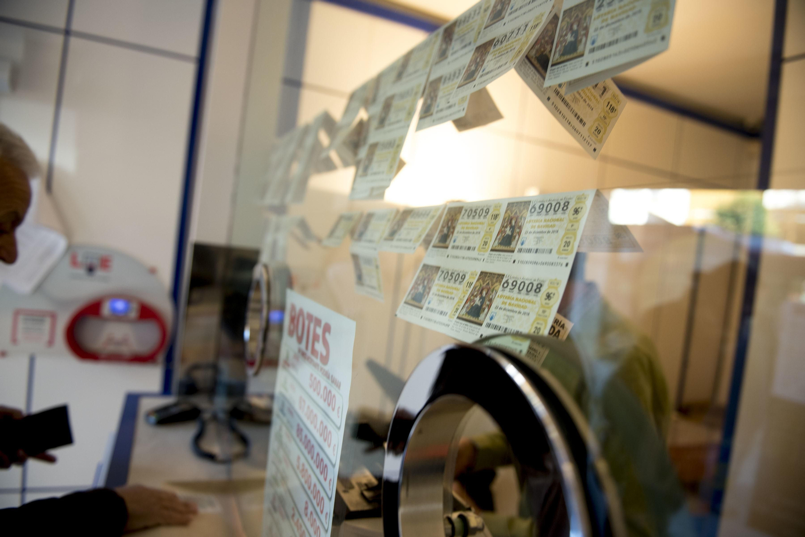 Ventanilla de una administración de loterías.
