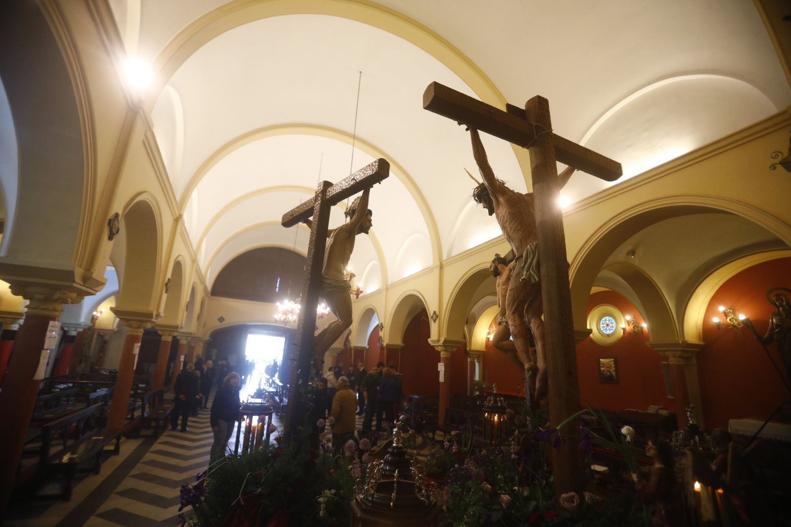 Las mejores imágenes de la hermandad de la Conversión en este Viernes Santo de Córdoba
