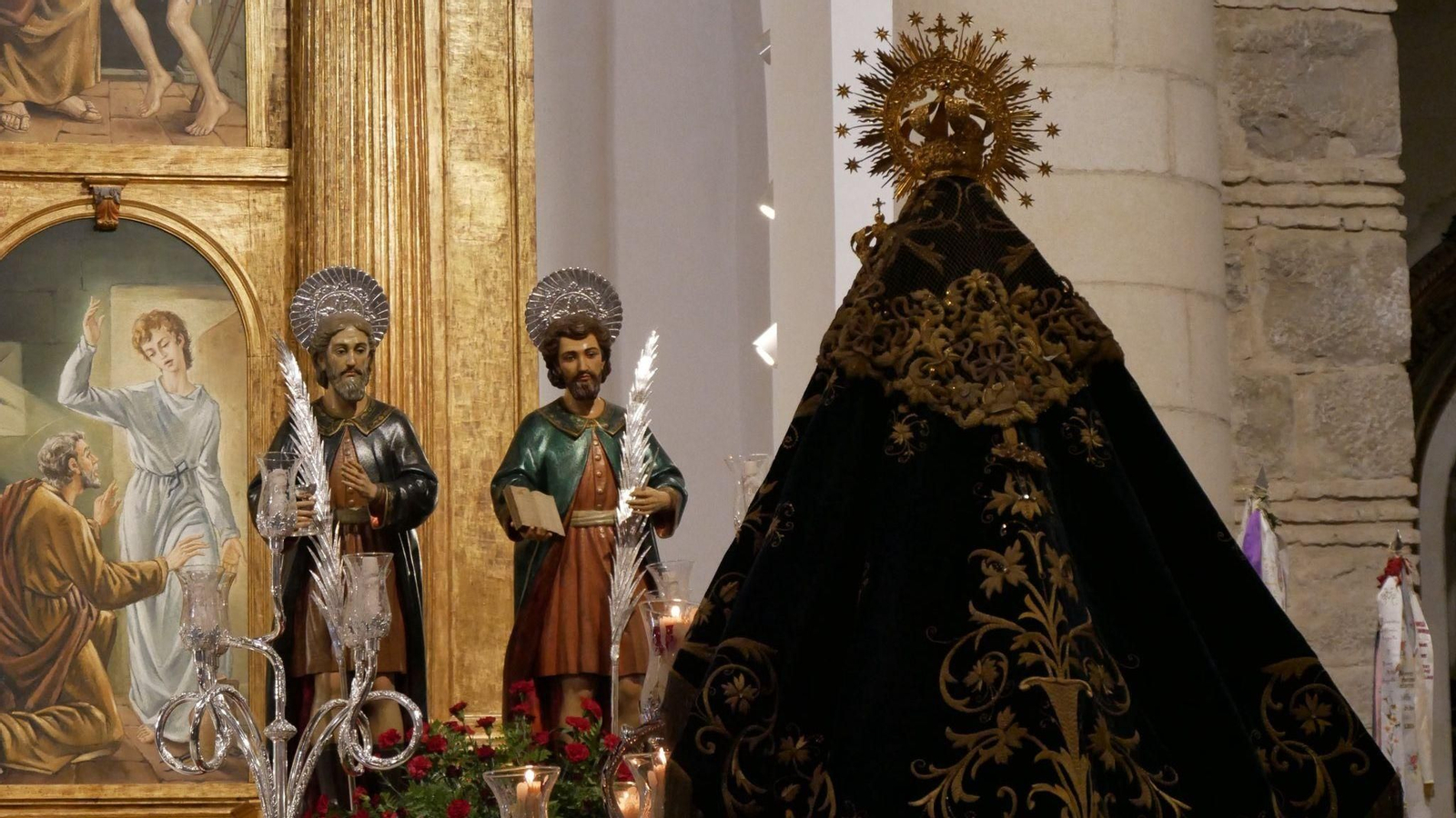Encuentro entre la Virgen de Consolación y los santos Cosme y Damián en la iglesia de San Pedro.