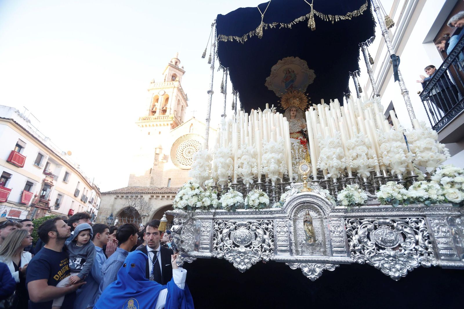 La procesión del Prendimiento en este Martes Santo de Córdoba, en imágenes