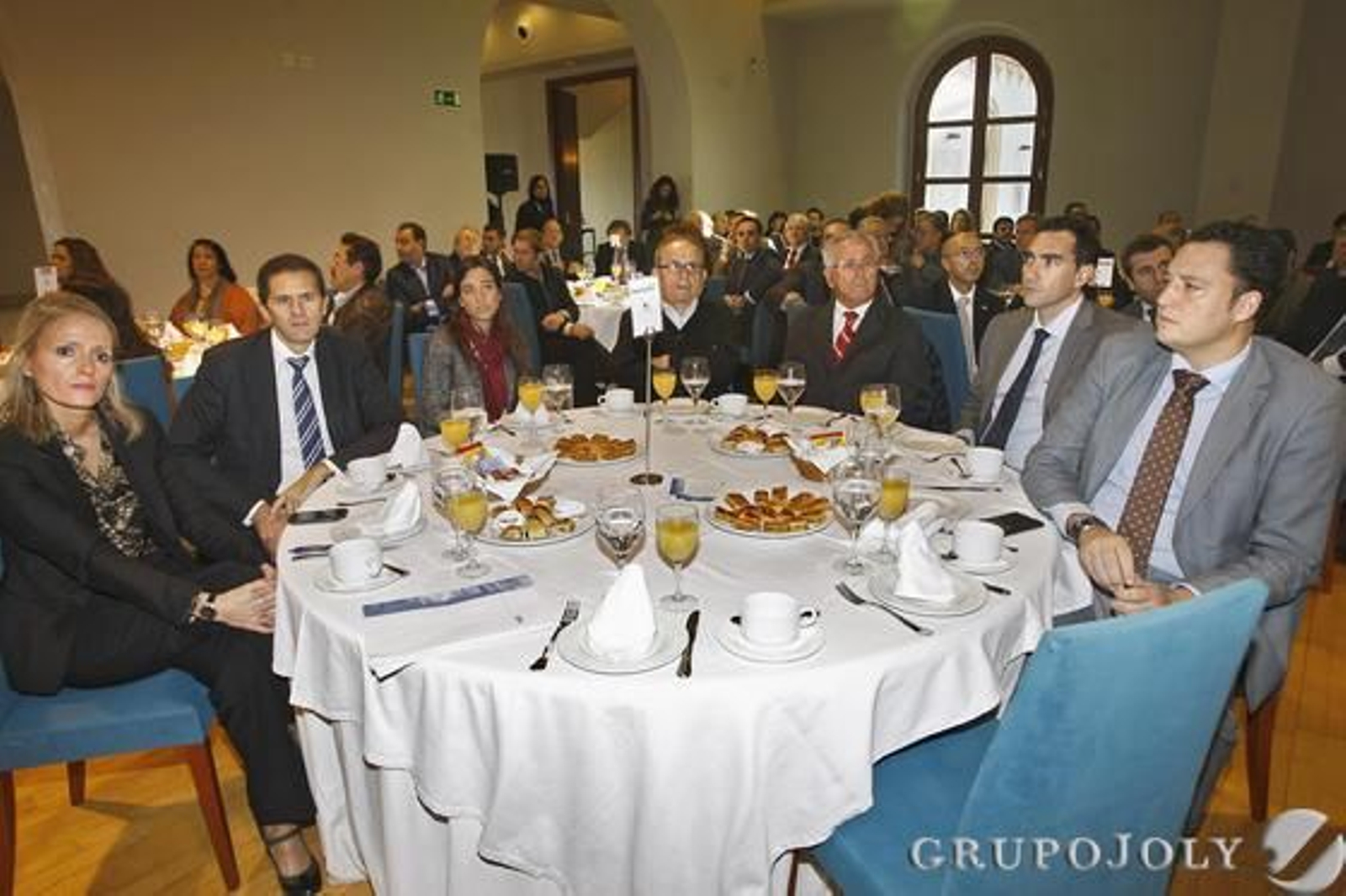 Carmen Pérez Espejo, Miguel Ángel Chinchilla, Ana Osborne, Francisco Oviedo, Rafael de Cózar, Antonio Jesús Rosado y José Andrés Santos.

Foto: Joaquin Pino