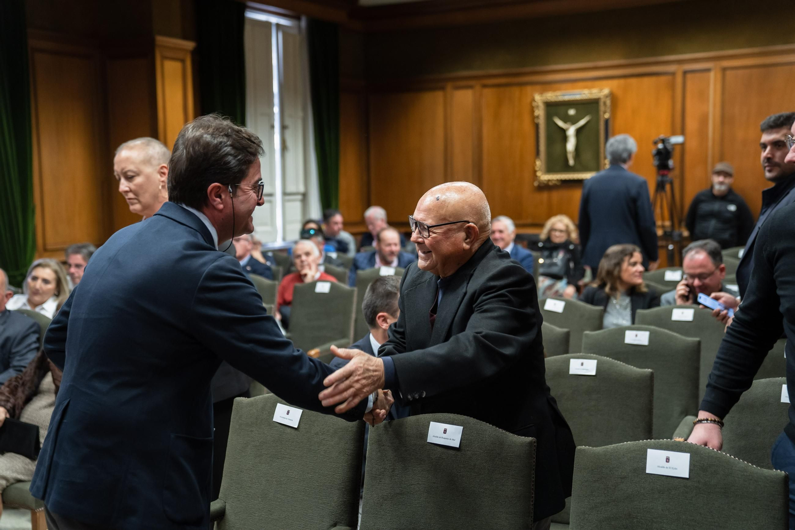 Así se ha vivido la investidura del nuevo presidente de la Diputación Provincial de Almería