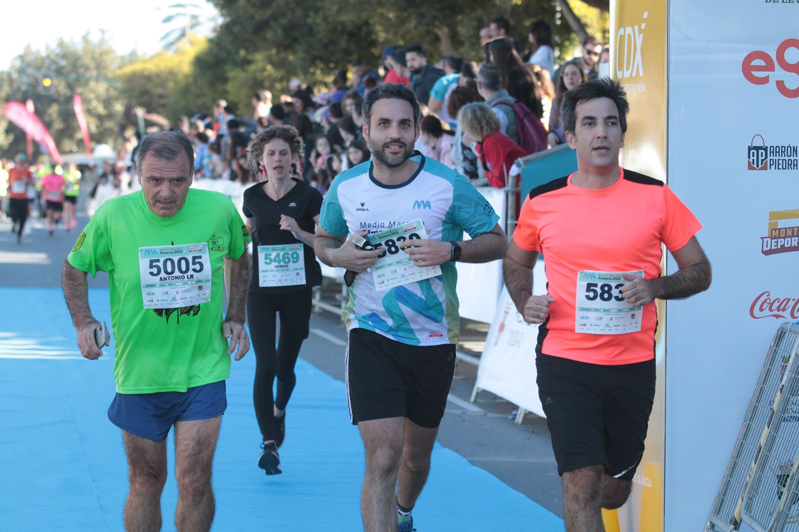 Las imágenes del Medio Maratón de Almería 2022-23