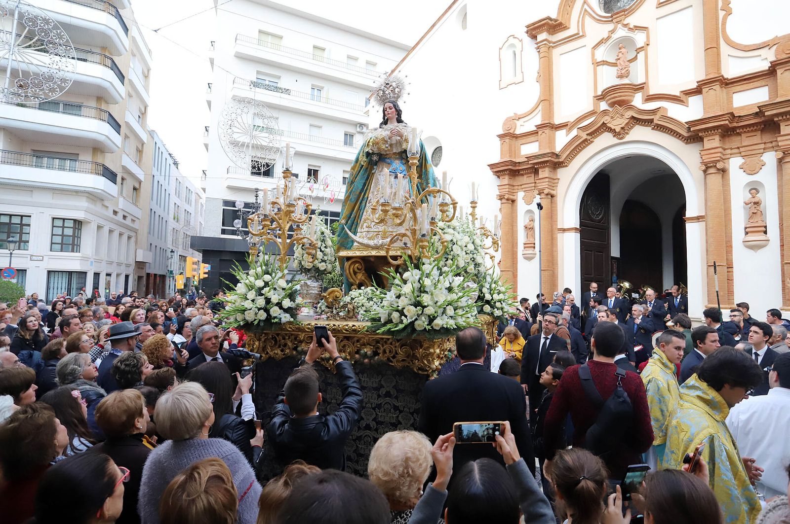 Procesión de la Inmaculada Concepción en Huelva