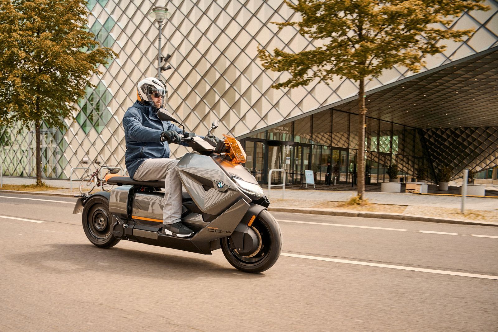 CE 04, así es el nuevo scooter eléctrico para la ciudad de BMW