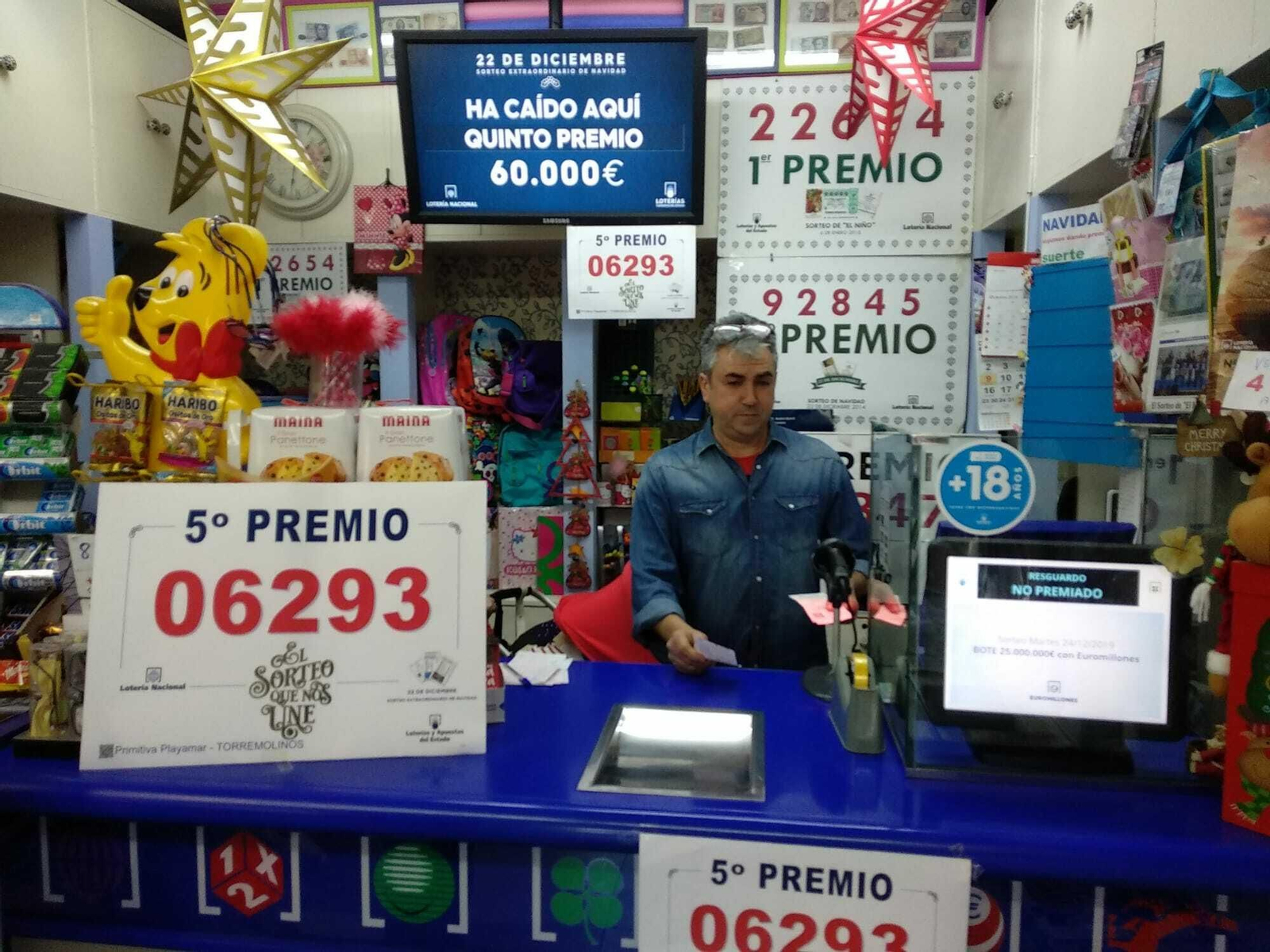 Las fotos de los premios de la Lotería de Navidad en Málaga