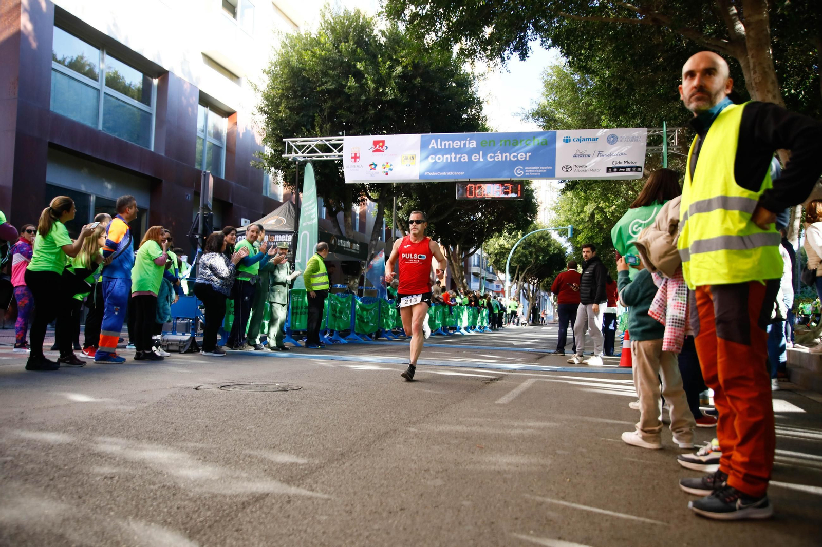 Imágenes de la Carrera contra el Cáncer de Almería