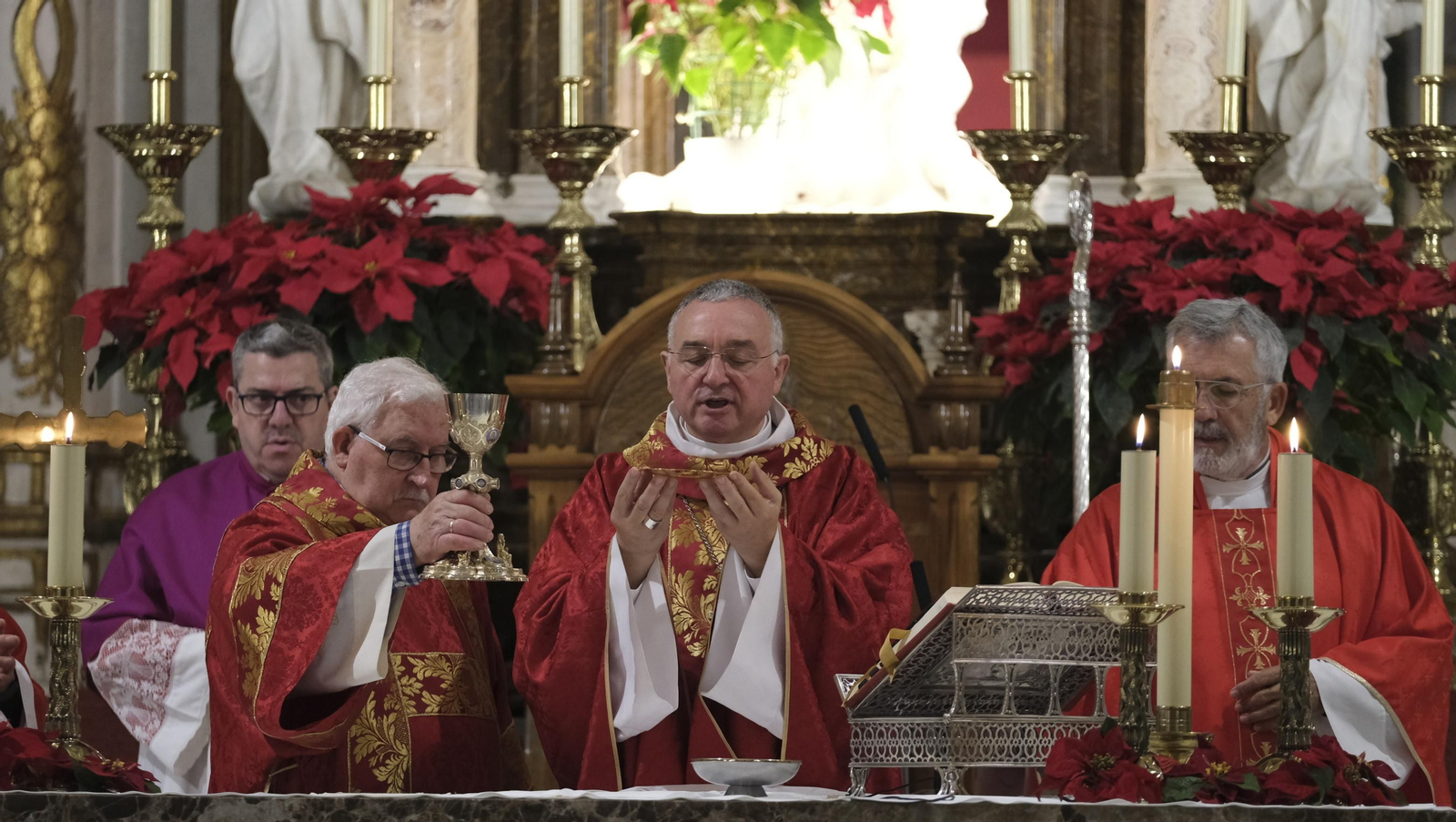 Imágenes de la celebración del Día del Pendón en Almería