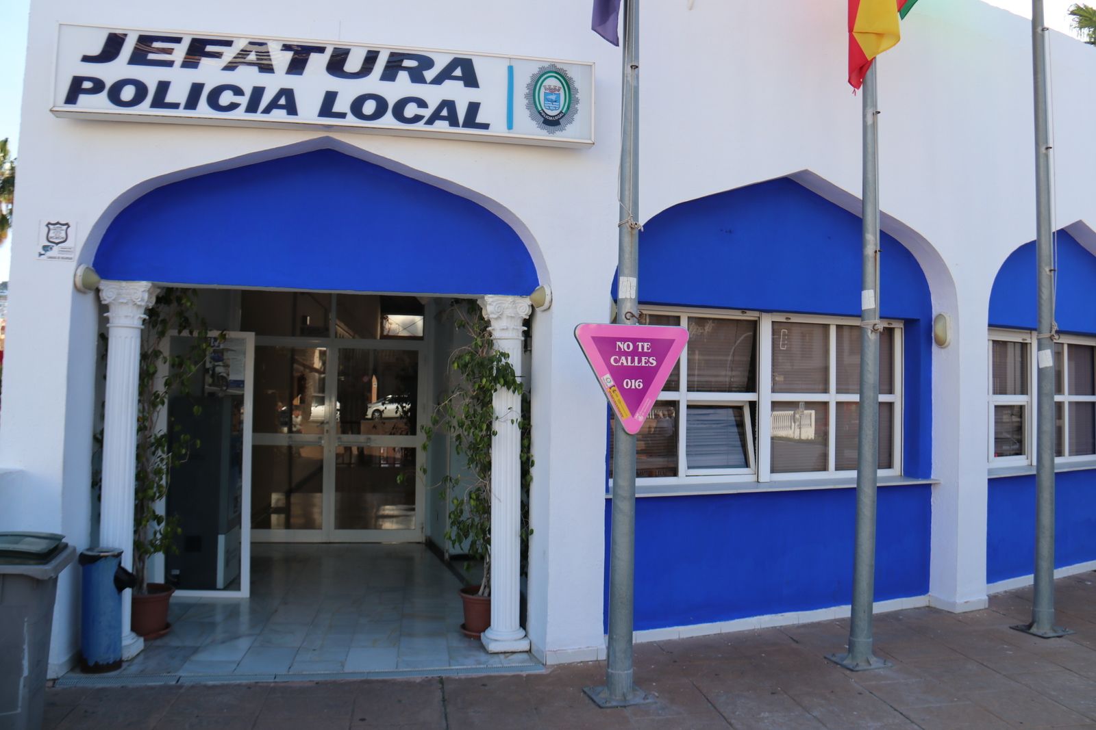 Oferta de empleo: publican en el BOE  cuatro plazas de Policia Local para Almuñécar