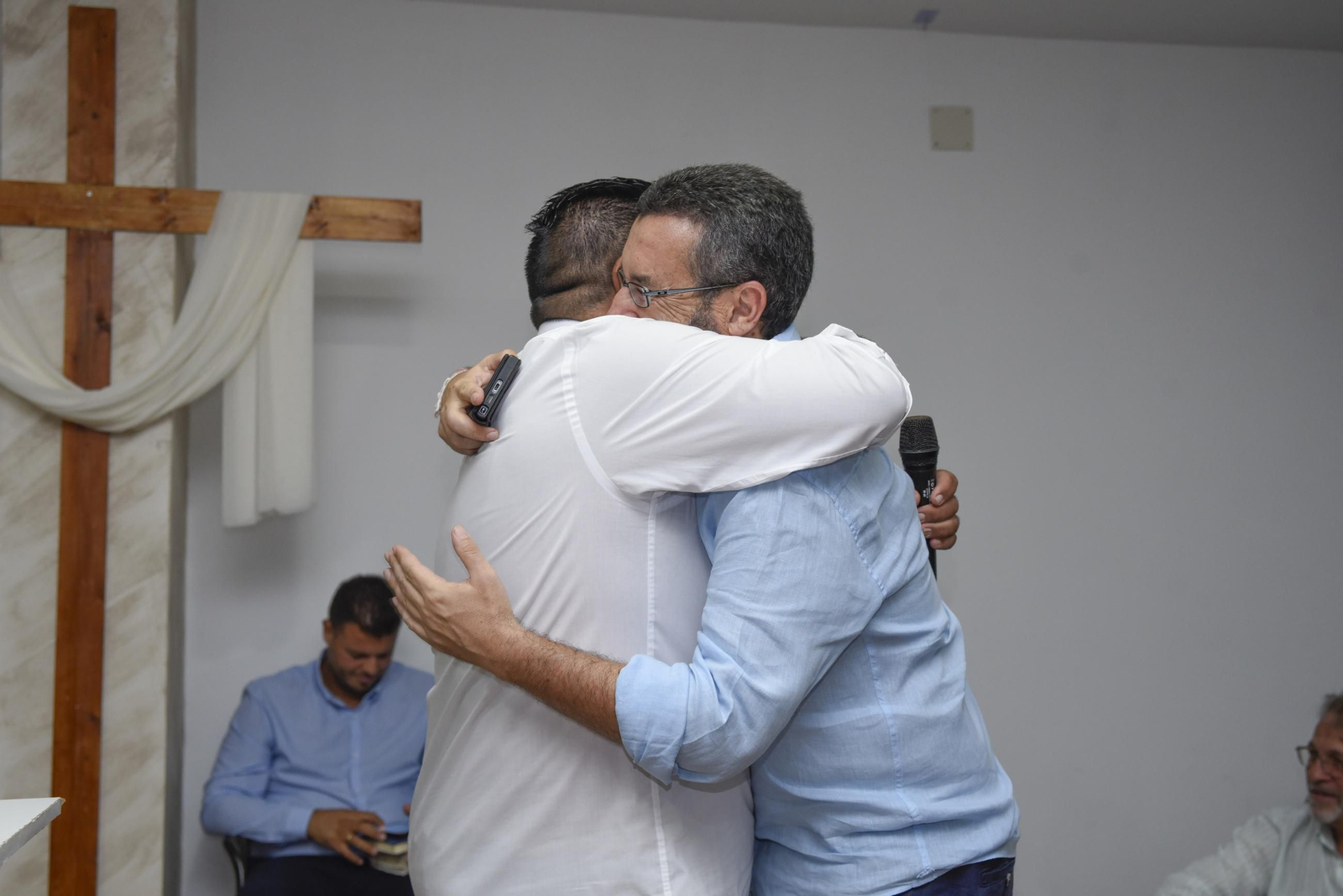 Las fotos de la misa cantada de la iglesia evangélica Ebenezer de La Línea