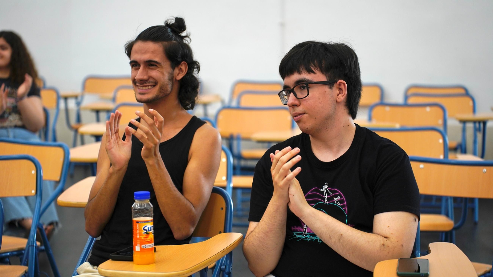 Fotos de la presentación de la campaña de abonados del Algeciras C.F en la Escuela de Arte de Algeciras