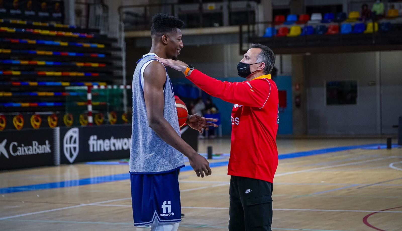 Fotos: Los jugadores del Unicaja ya entrenan con España