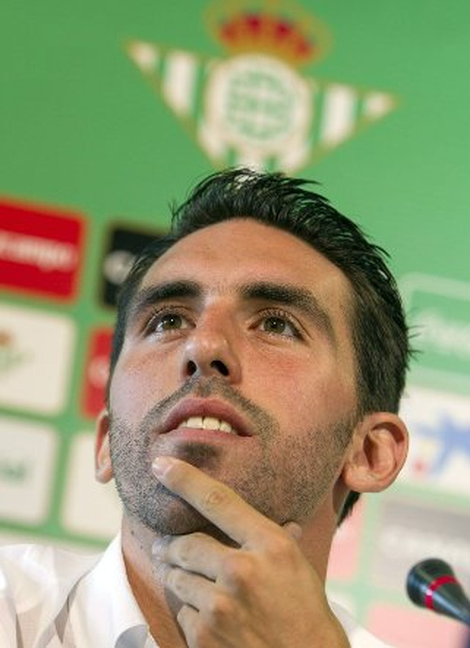 Jordi Figueras llega al Betis por tres temporadas