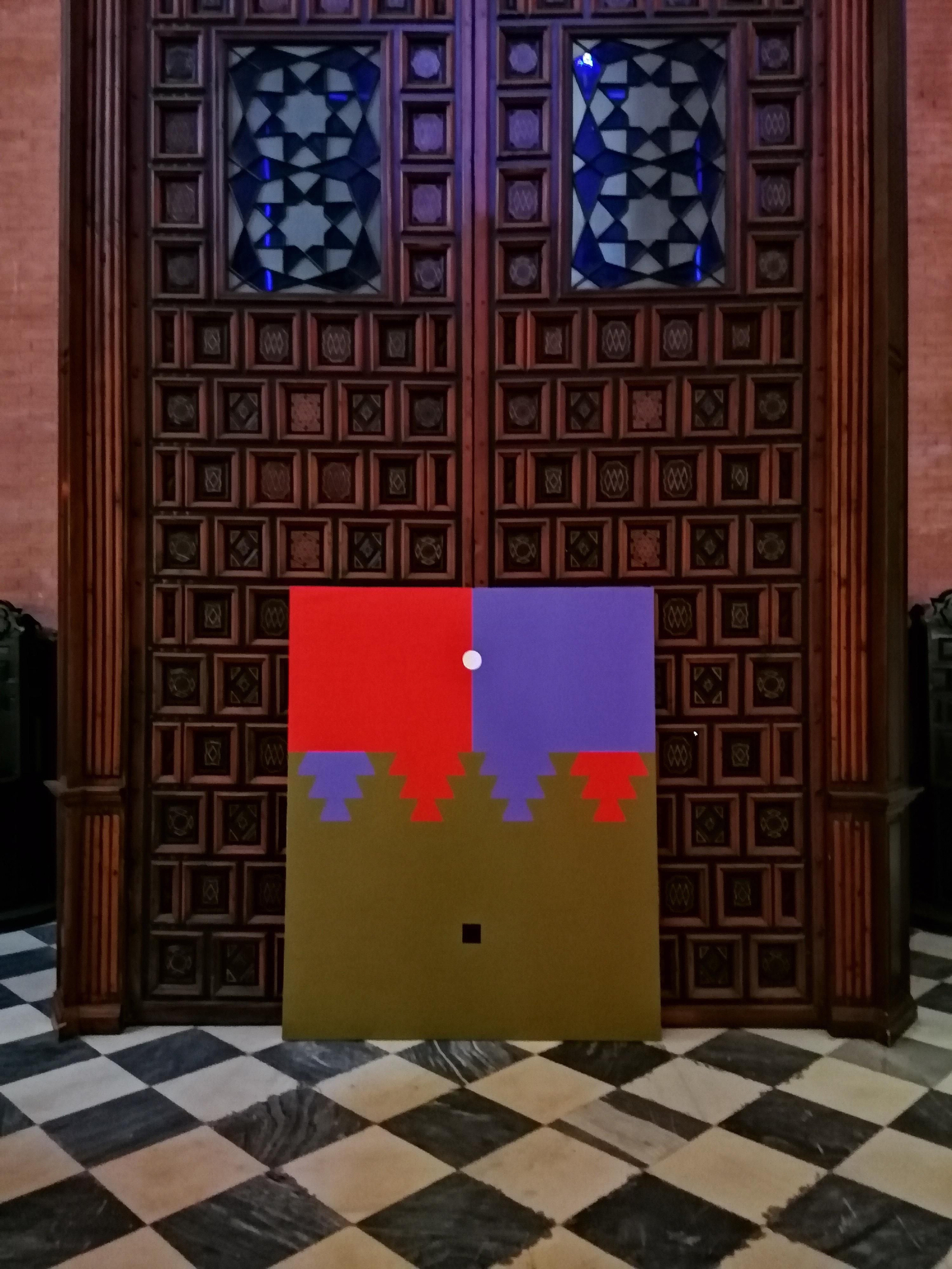 Formas geométricas y colores planos dialogan con la arquitectura del templo.