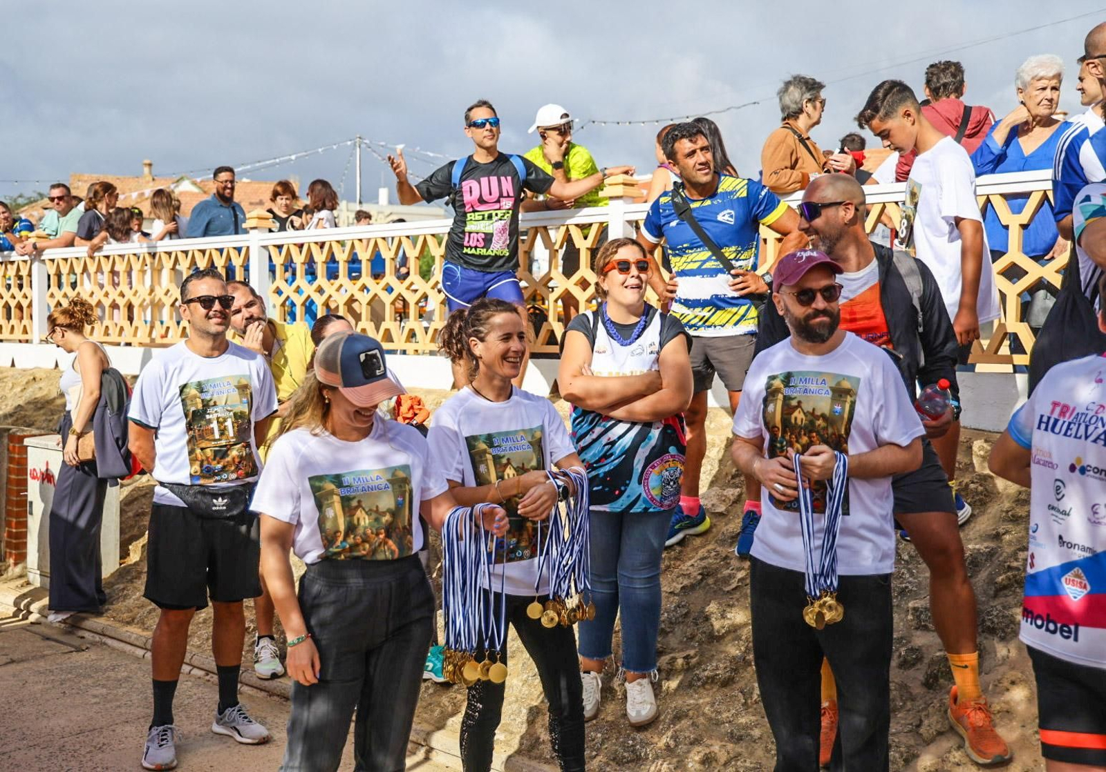 Imágenes de la 'II Milla Británica' en el Barrio Obrero con motivo de la Feria del Legado Británico