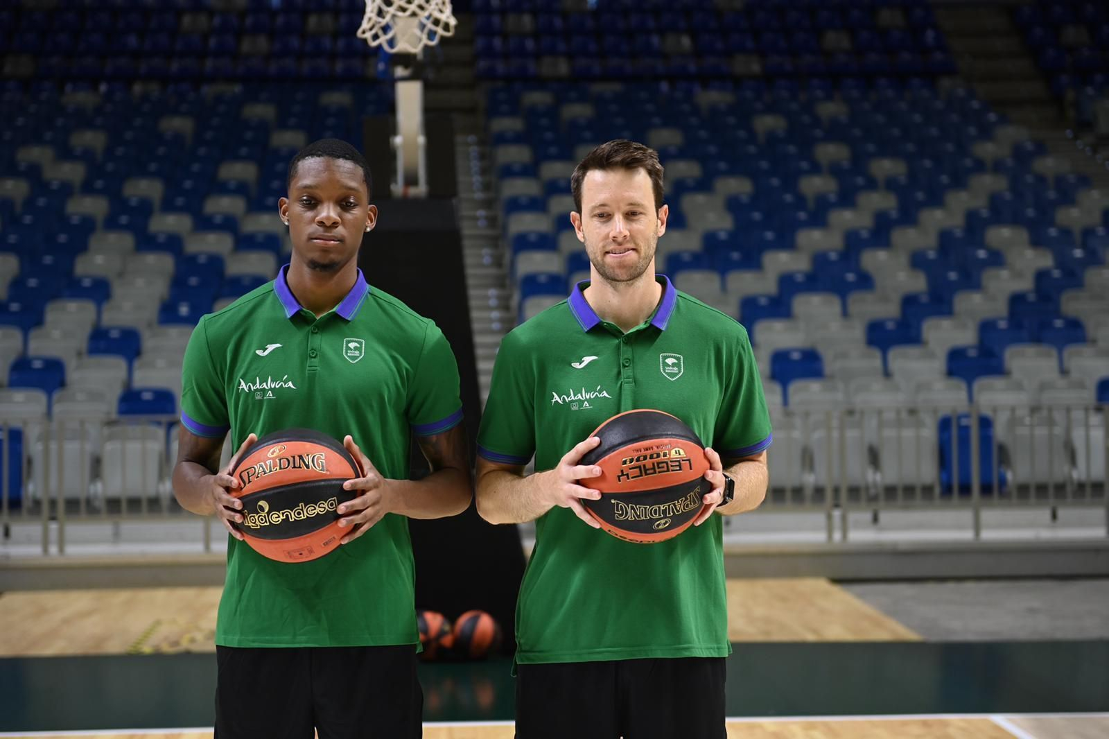 Las fotos de la presentación de Tyson Carter y Tyler Kalinoski