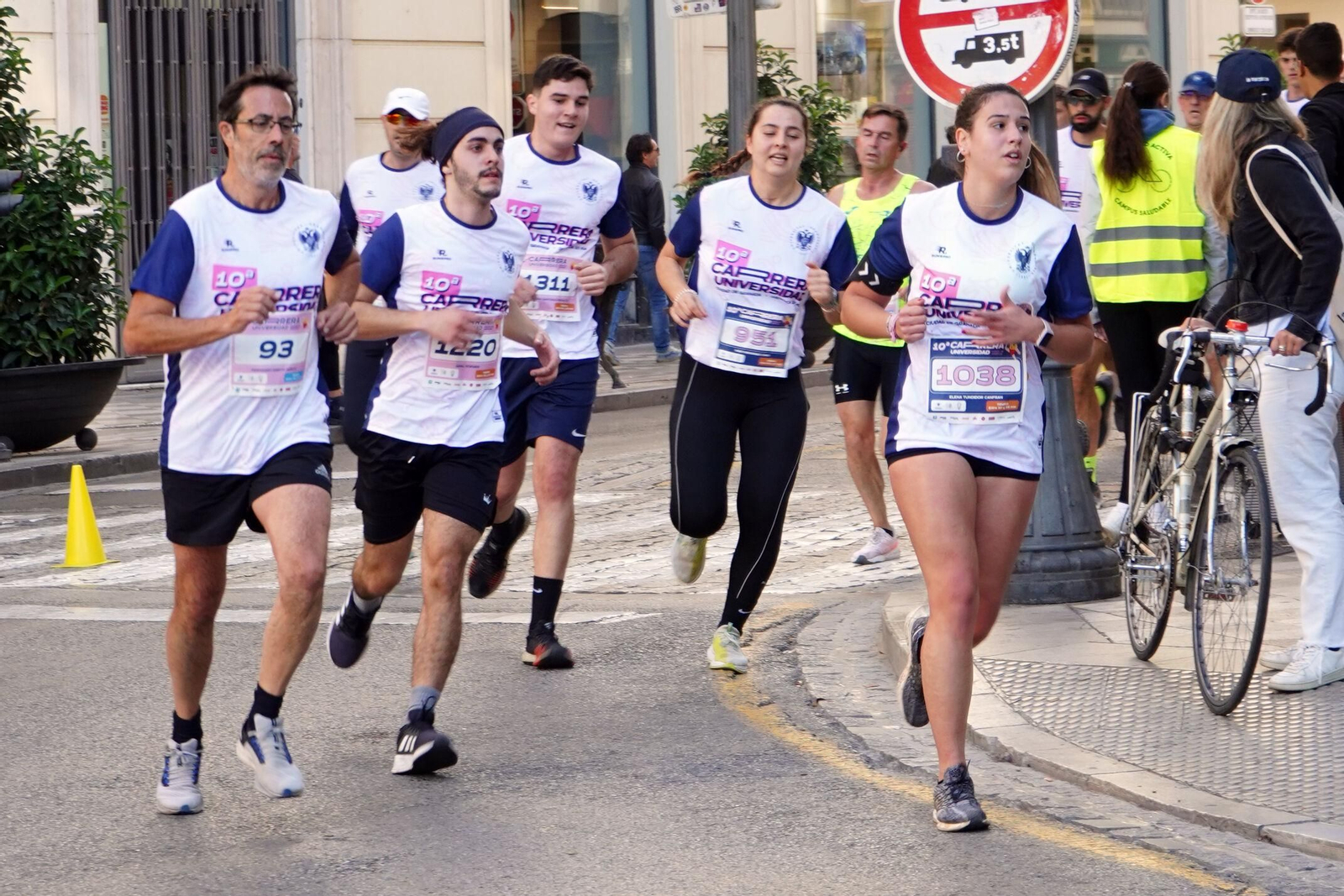 Las mejores imágenes de la X Carrera Universitaria de la UGR