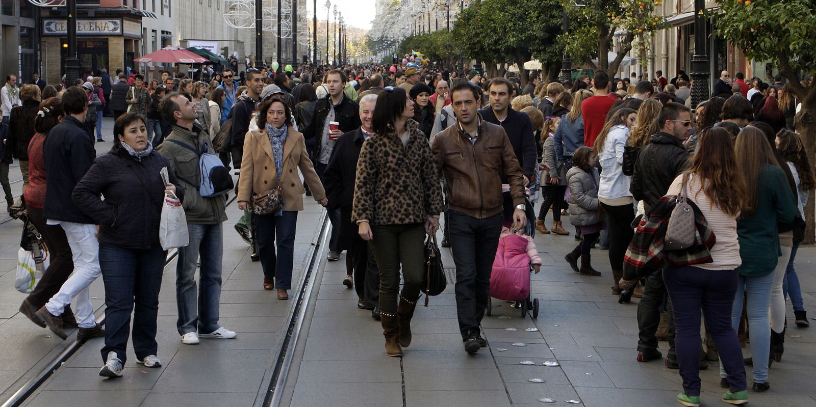 Andalucía es la penúltima en PIB por habitante y sigue perdiendo convergencia