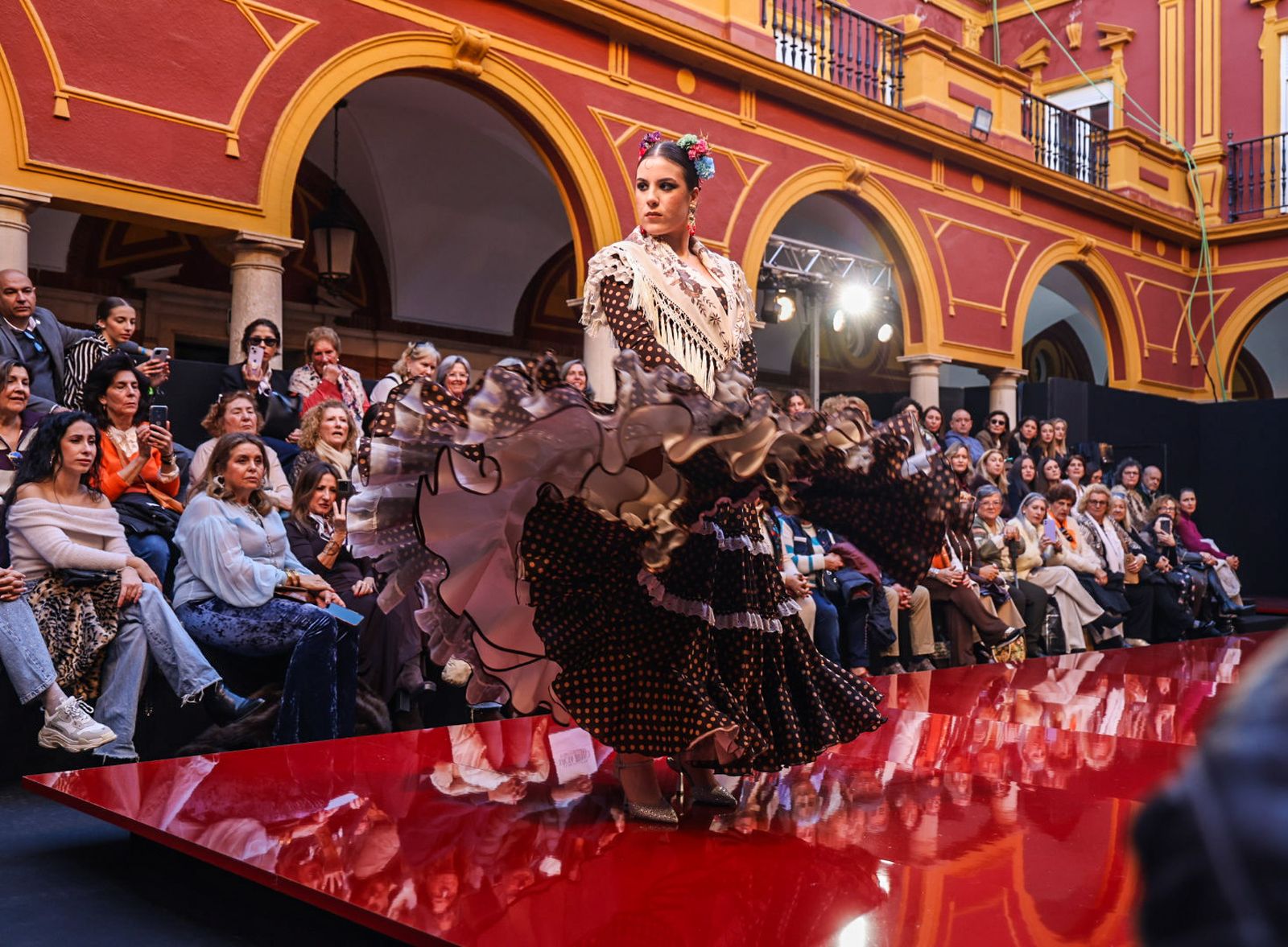 Fotografías de la Pasarela Huelva Flamenca 2026