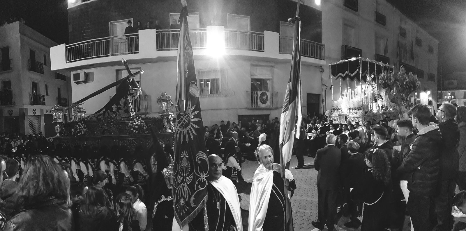 Imágenes de la procesión del Jueves Santo en Cuevas