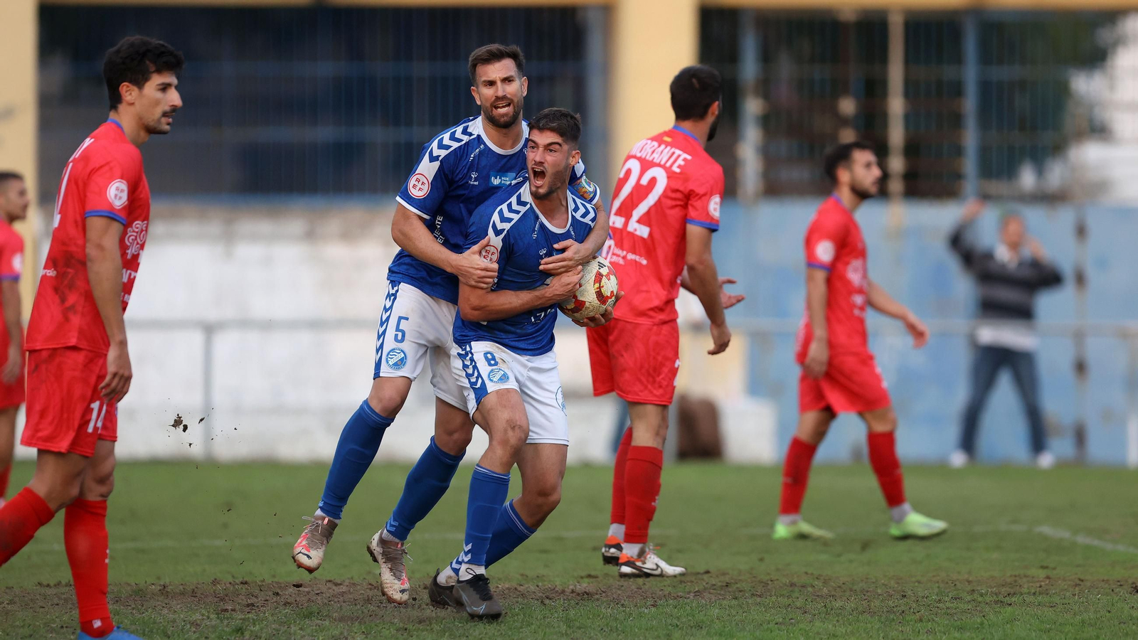 Imágenes del Xerez DFC contra la Deportiva Minerva en el Pedro Garrido de Jerez