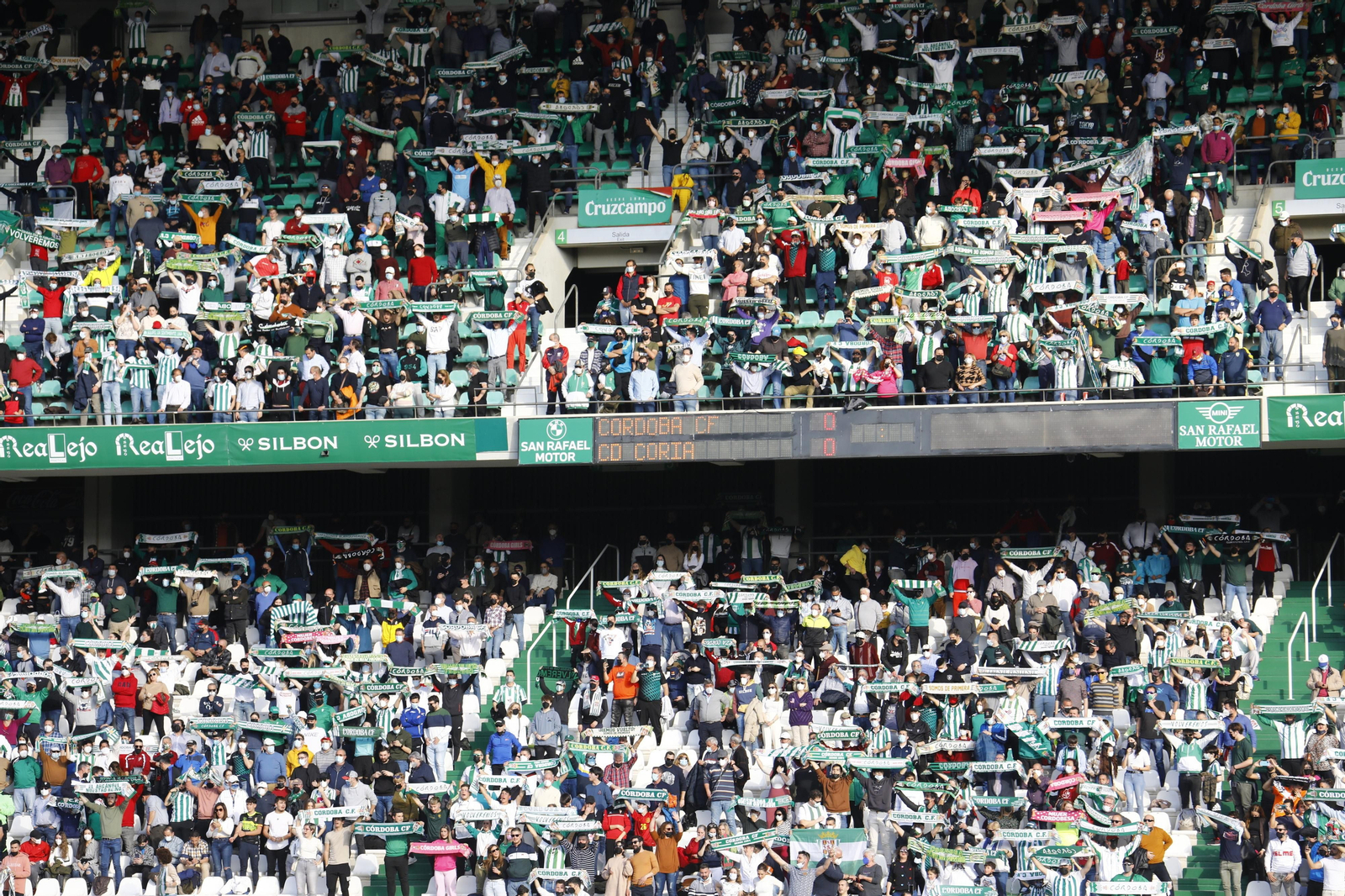 Las imágenes de la victoria del Córdoba CF ante el CD Coria