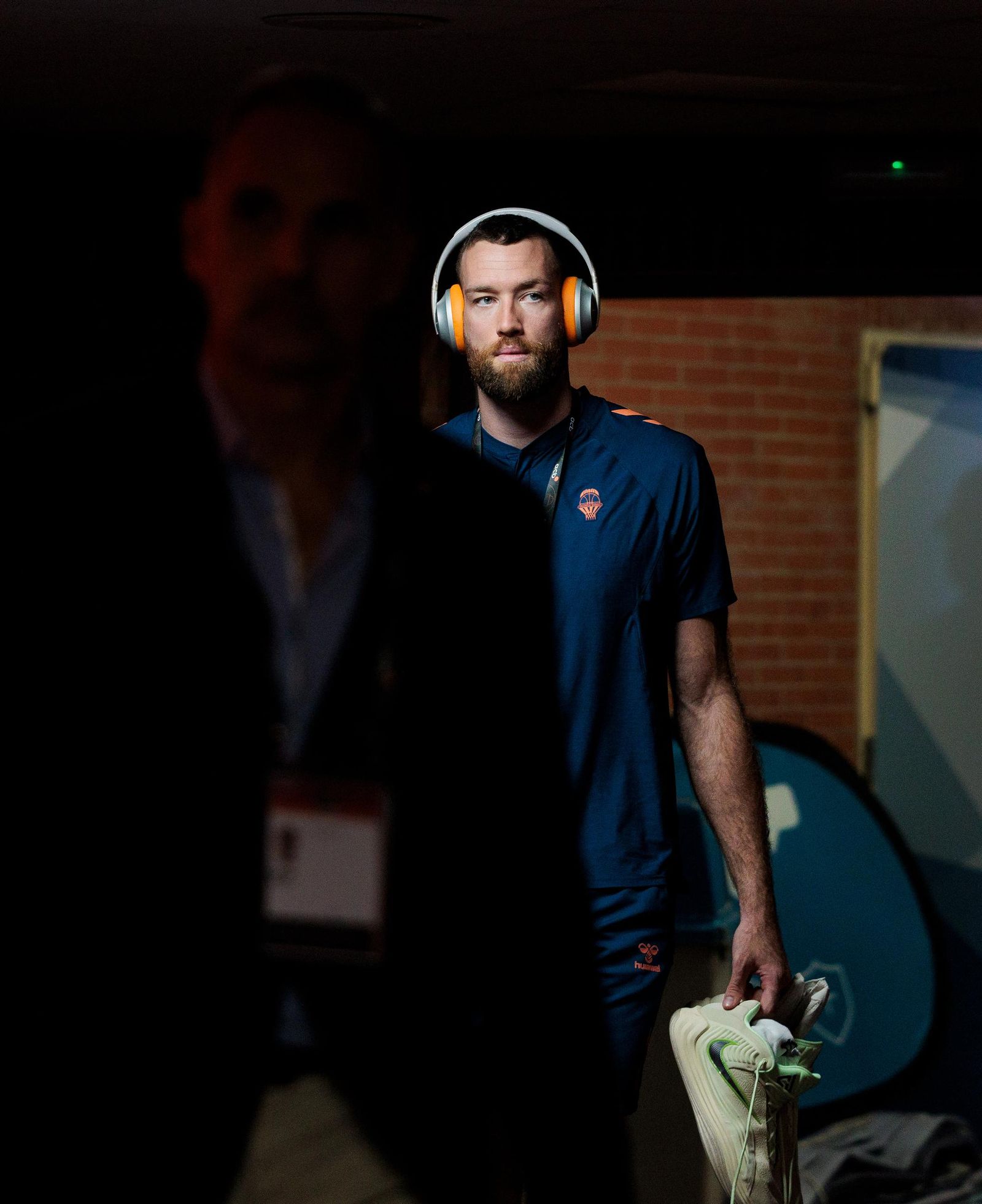 Unicaja-Valencia: Abrazos de viejos conocidos