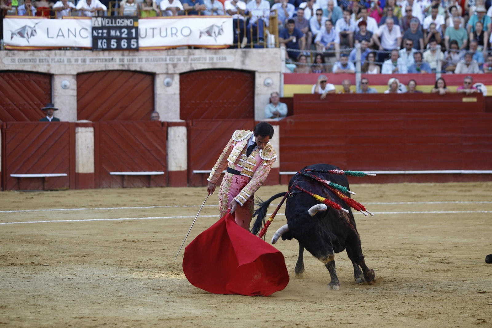 Las mejores imágenes de los toreros Fortes, Juan Ortega y David de Miranda en la Feria de Almería 2025