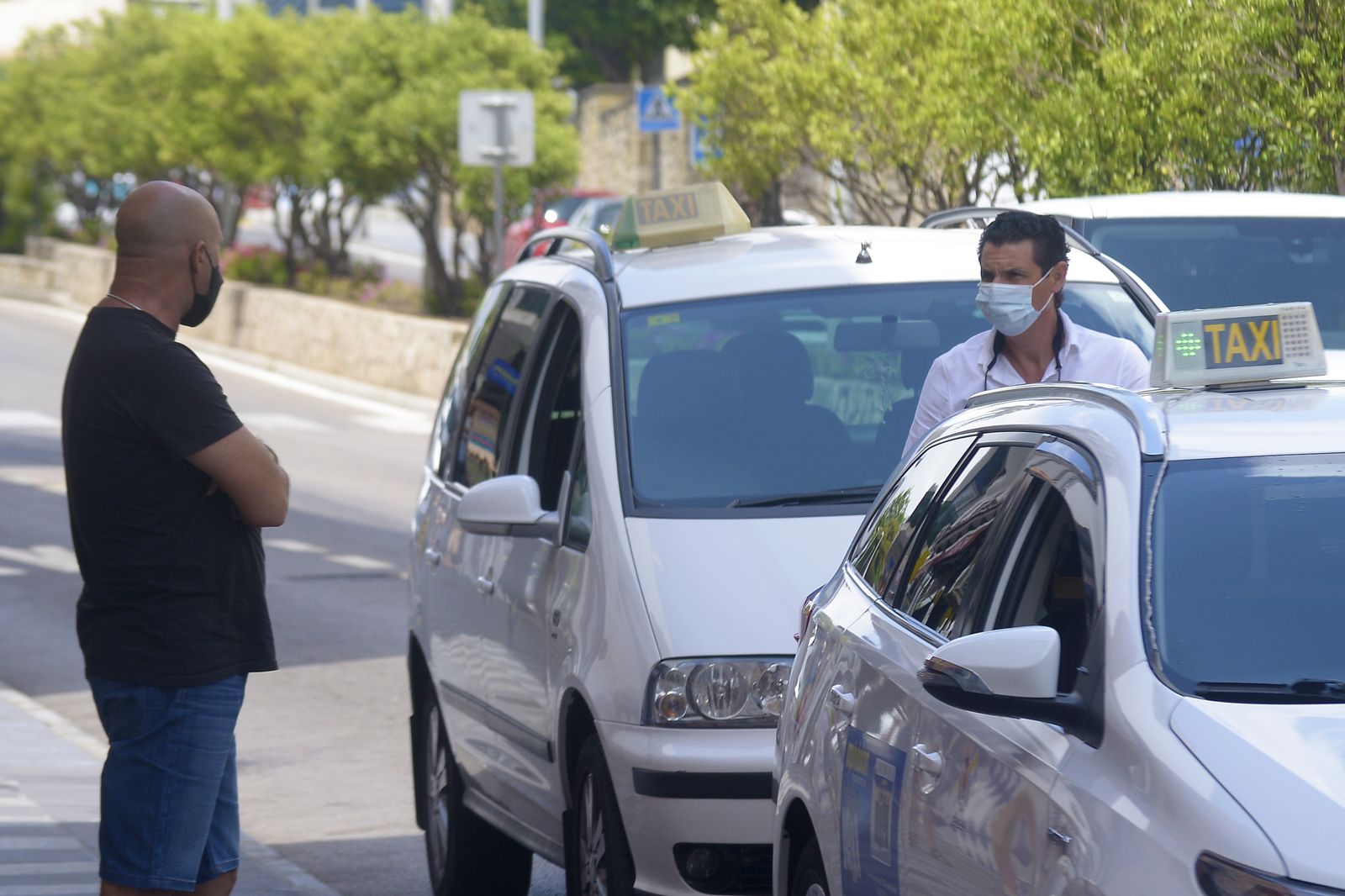 Imágenes del primer día de obligatoriedad de las mascarillas en Algeciras:
