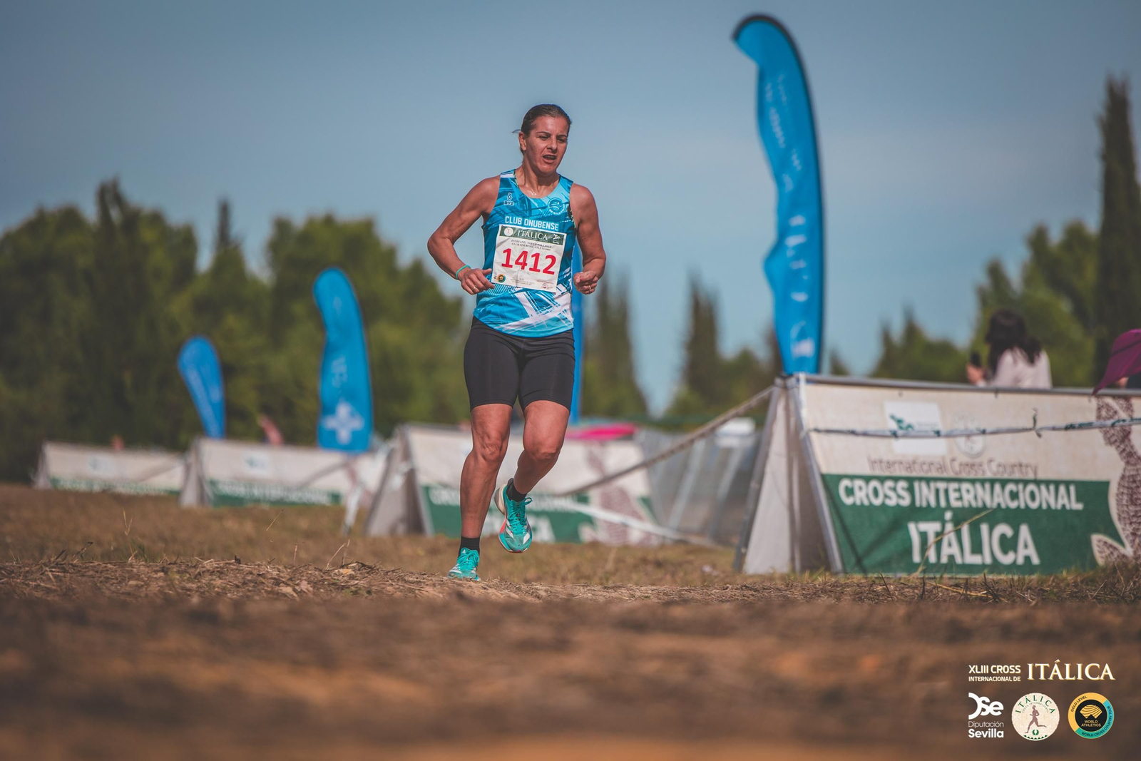 Búscate en las fotos del Cross de Itálica 2025 | 1