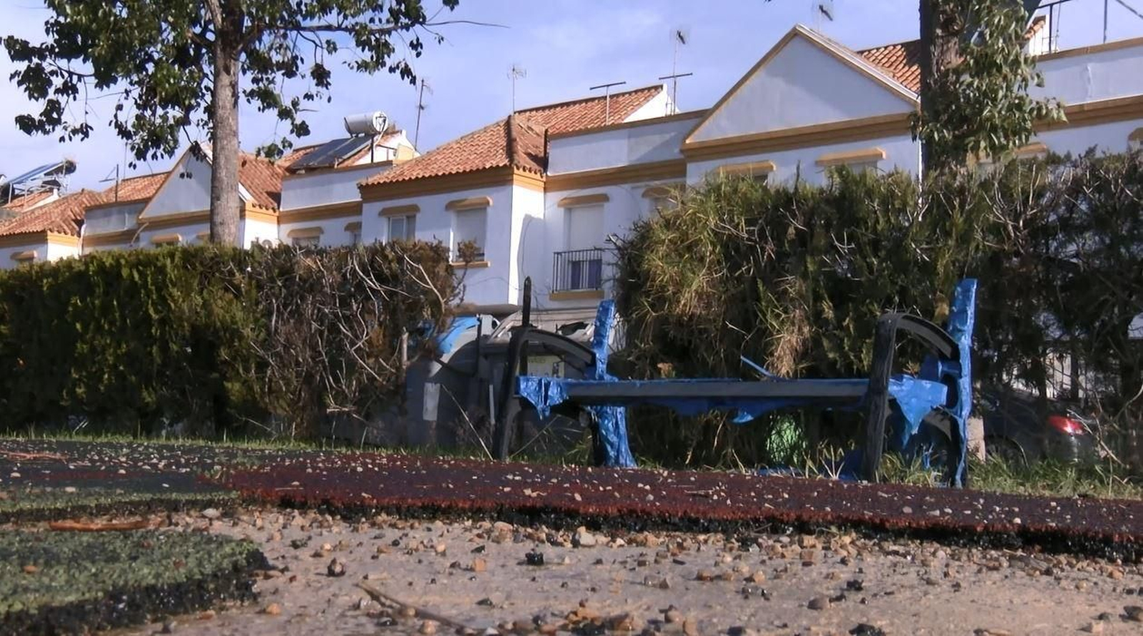 Las imágenes del deterioro del parque infantil del Paseo de Andalucía