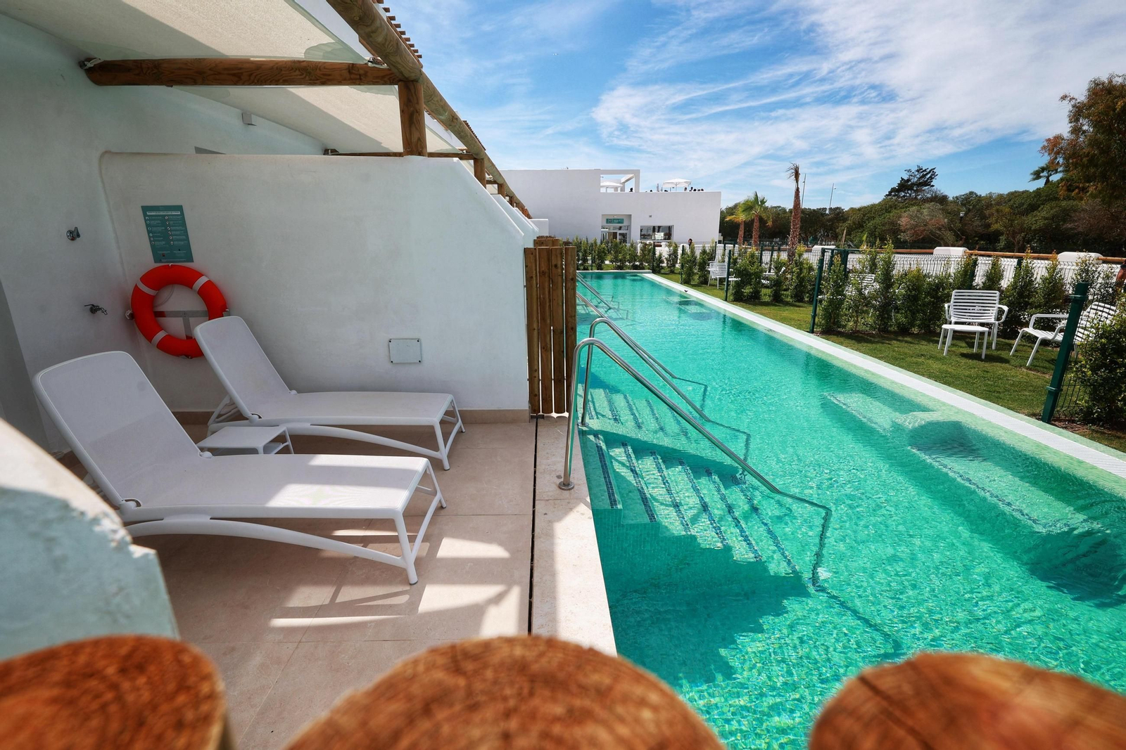 Inauguración oficial del hotel Punta Candor Suites en Rota