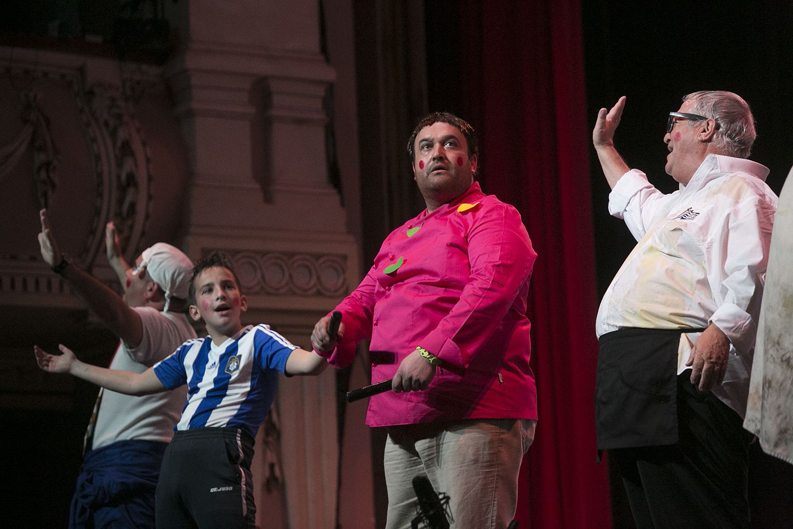Las imágenes de la octava preliminar del Carnaval Colombino