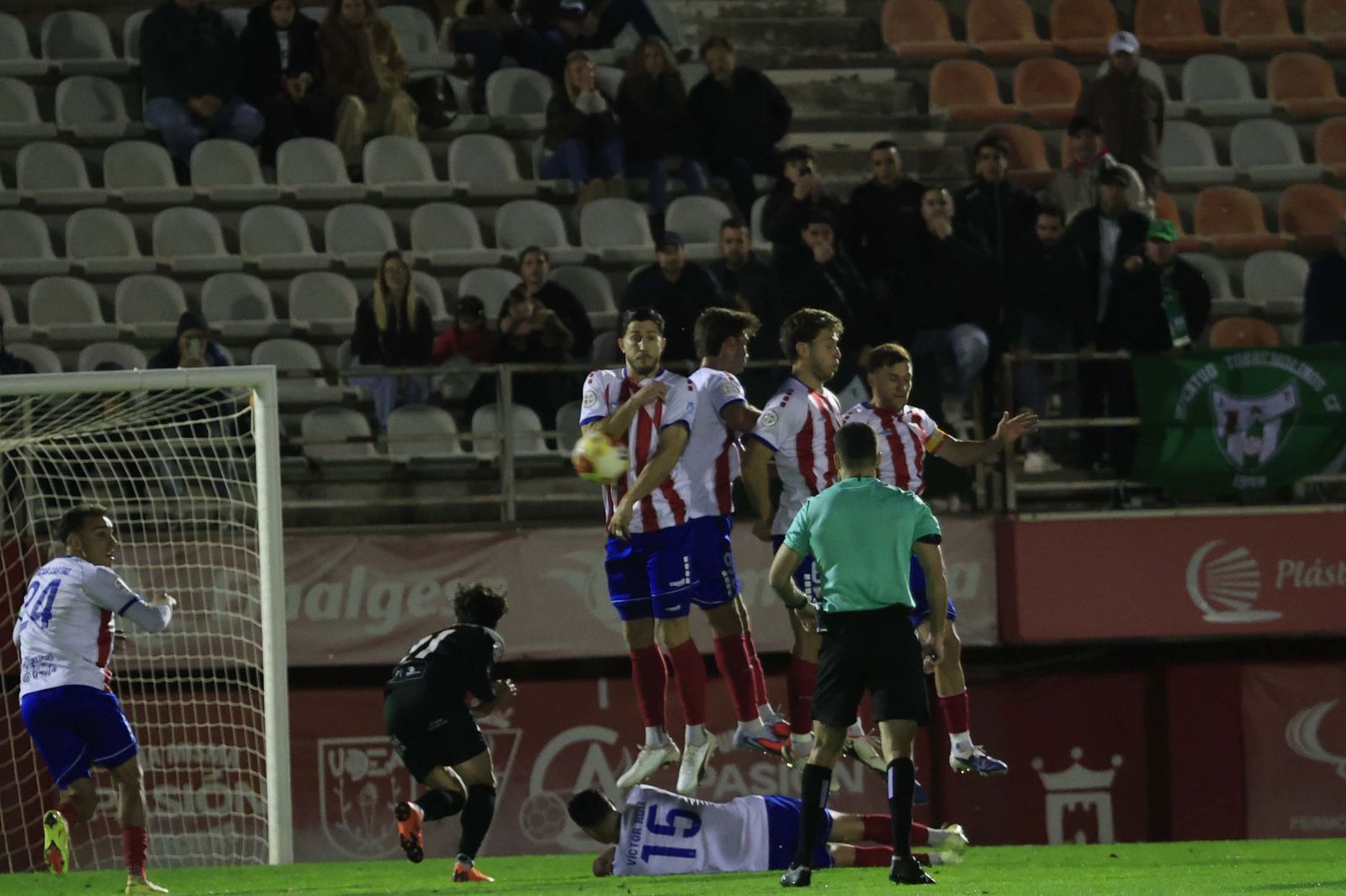 Las mejores fotos del Algeciras - Juventud Torremolinos de Primera Federación