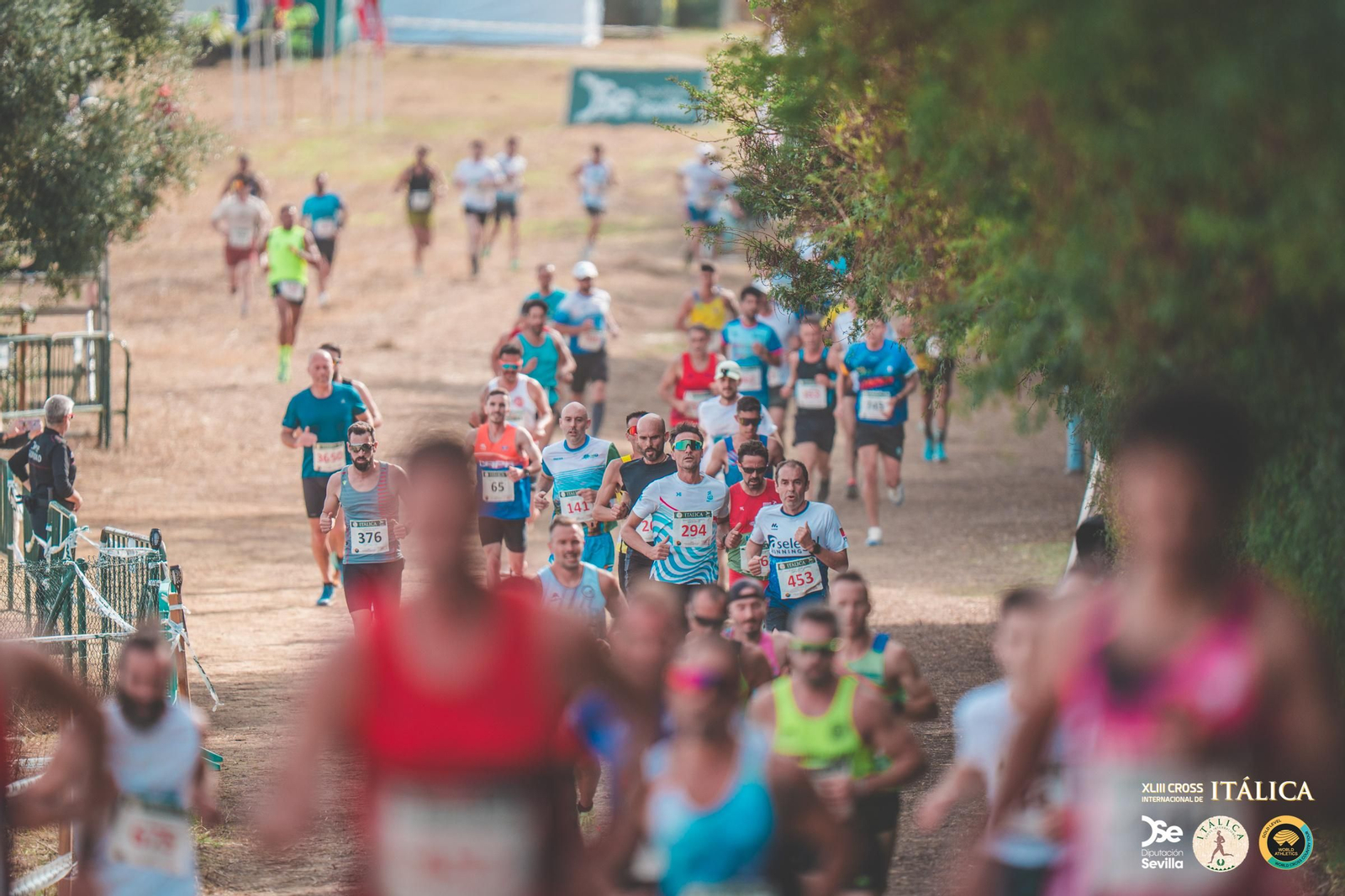 Búscate en las fotos del Cross de Itálica 2025 | 2