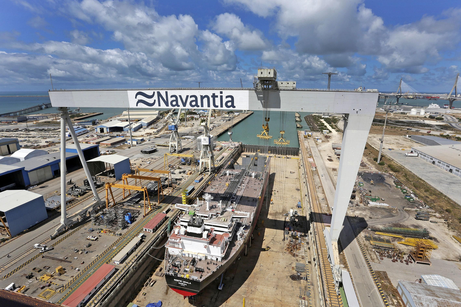 Imágenes de la construcción de los petroleros  tipo 'Suezmax' en Puerto Real